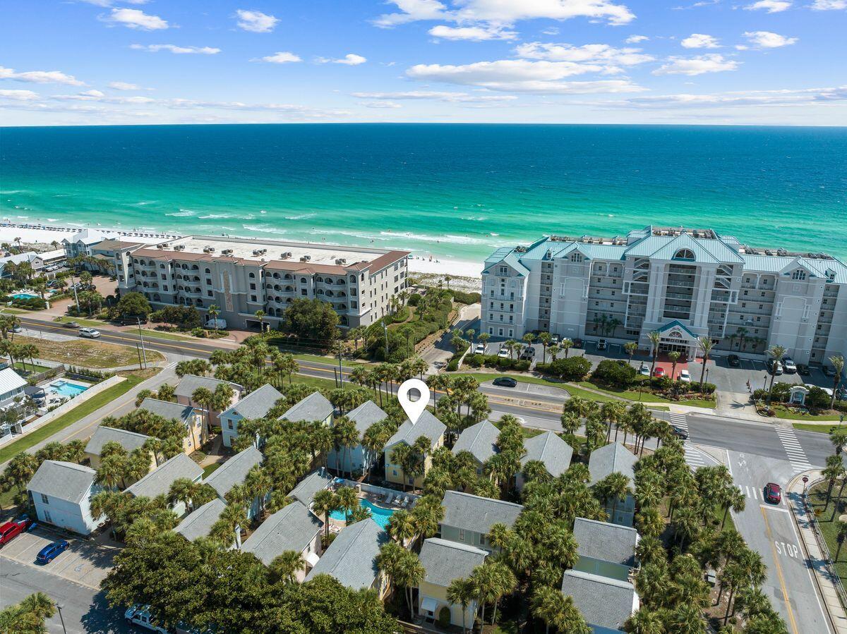 NANTUCKET COTTAGES - Residential