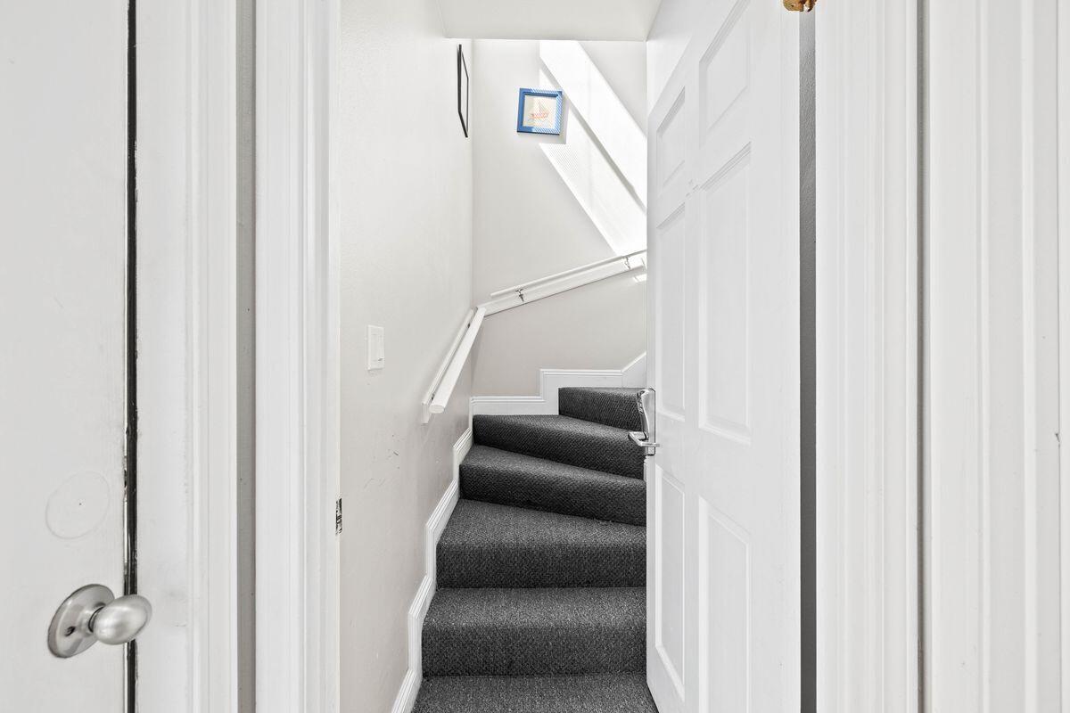 NANTUCKET COTTAGES - Residential