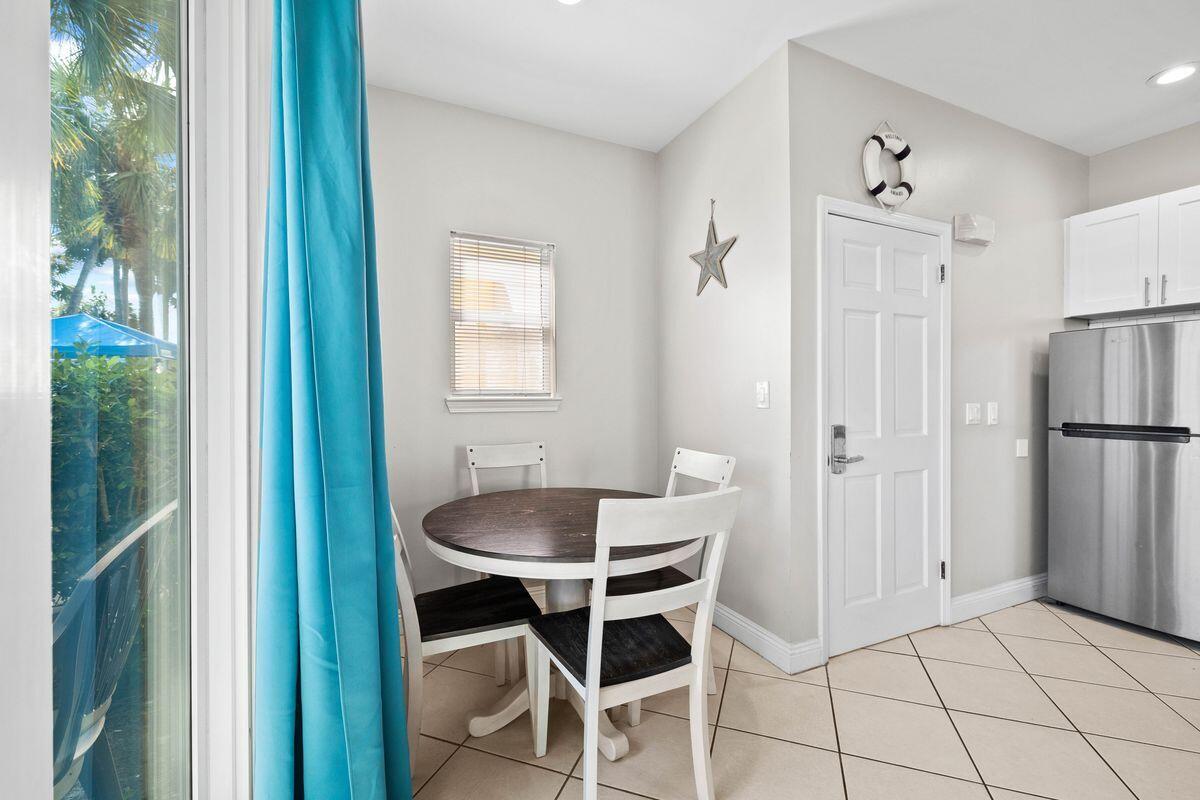 NANTUCKET COTTAGES - Residential