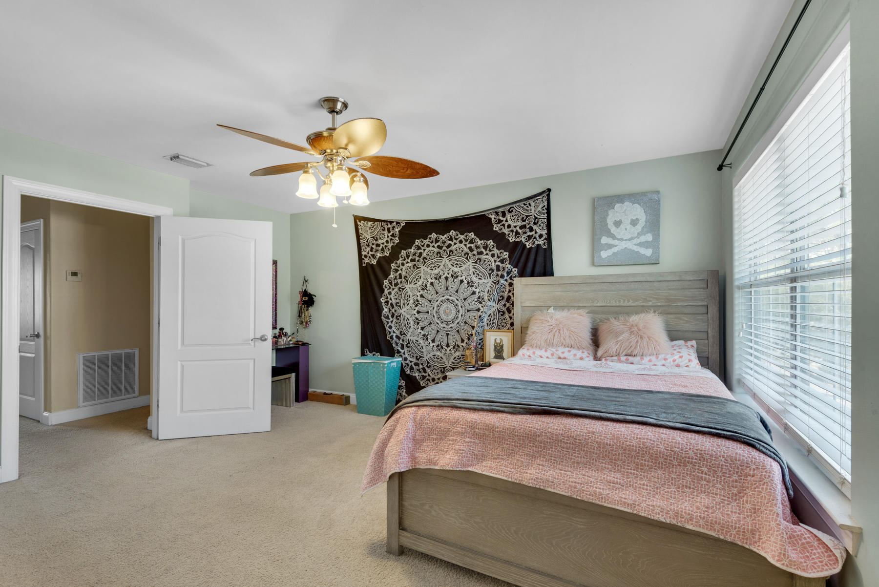 OLD BAY T/H - Residential