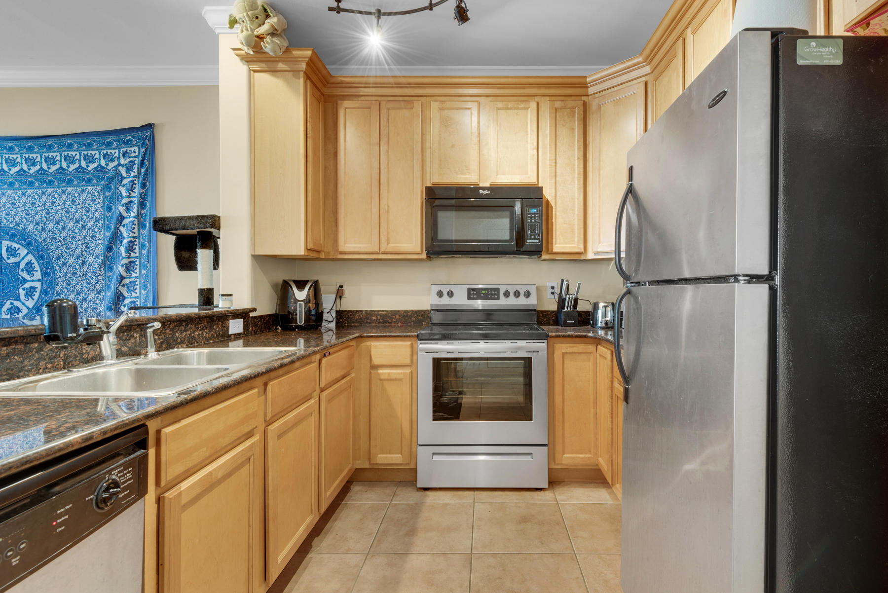 OLD BAY T/H - Residential