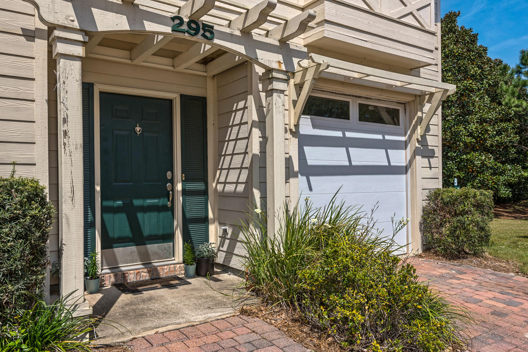 OLD BAY T/H - Residential