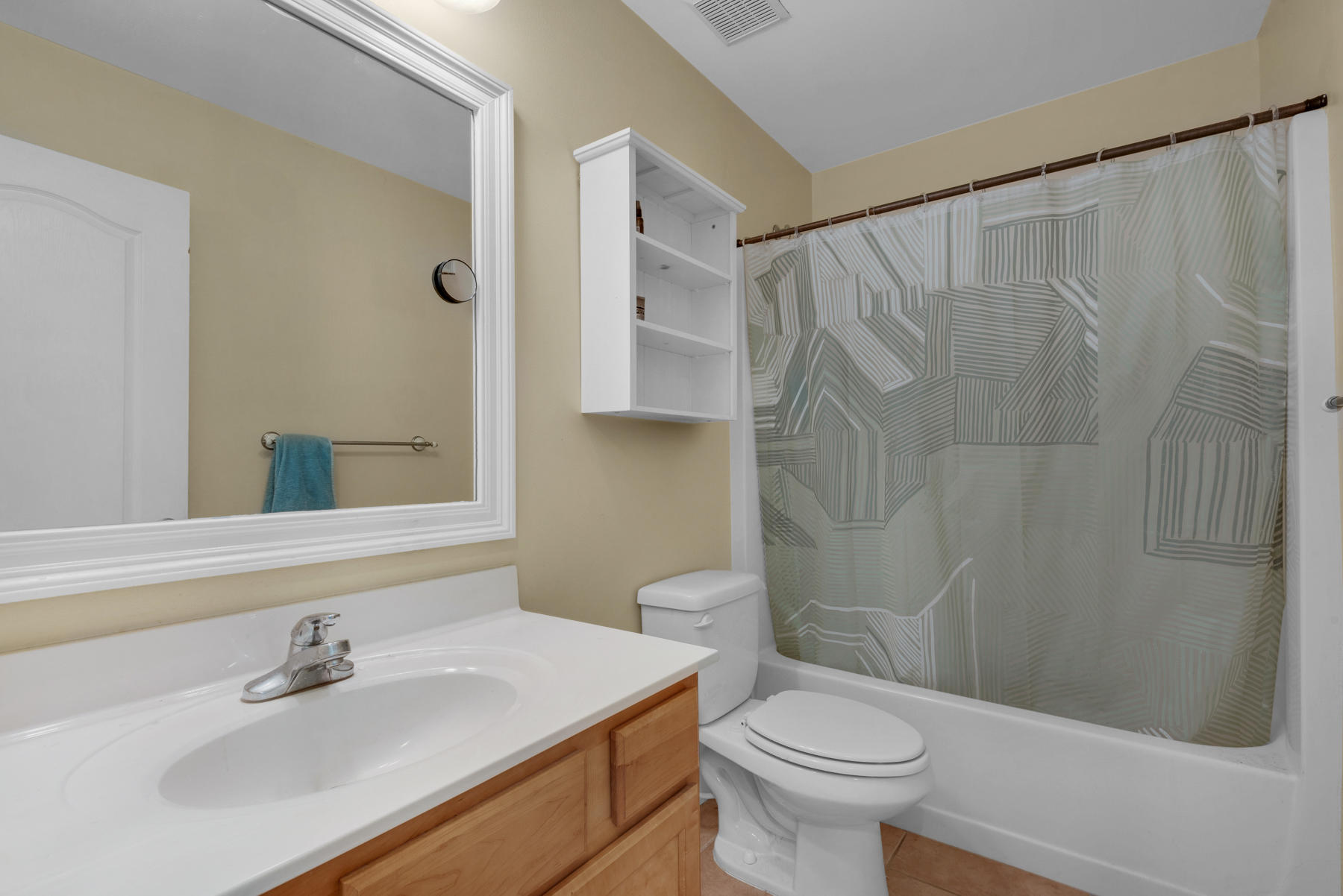 OLD BAY T/H - Residential