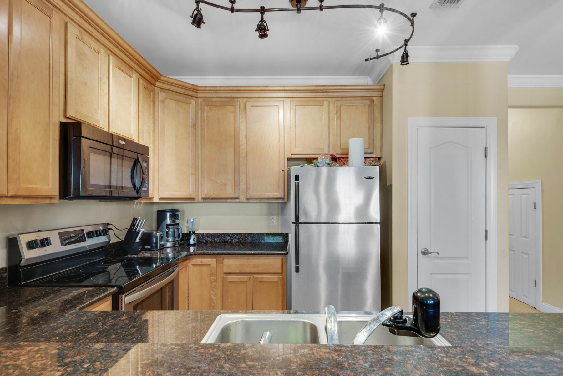 OLD BAY T/H - Residential