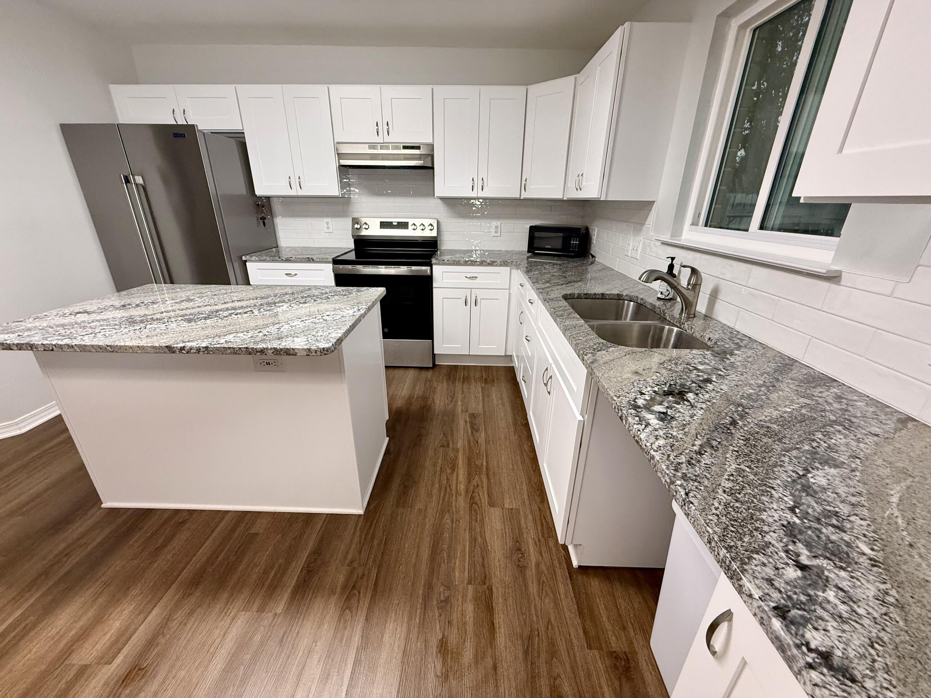 SANDY BEACH ESTATES - Residential