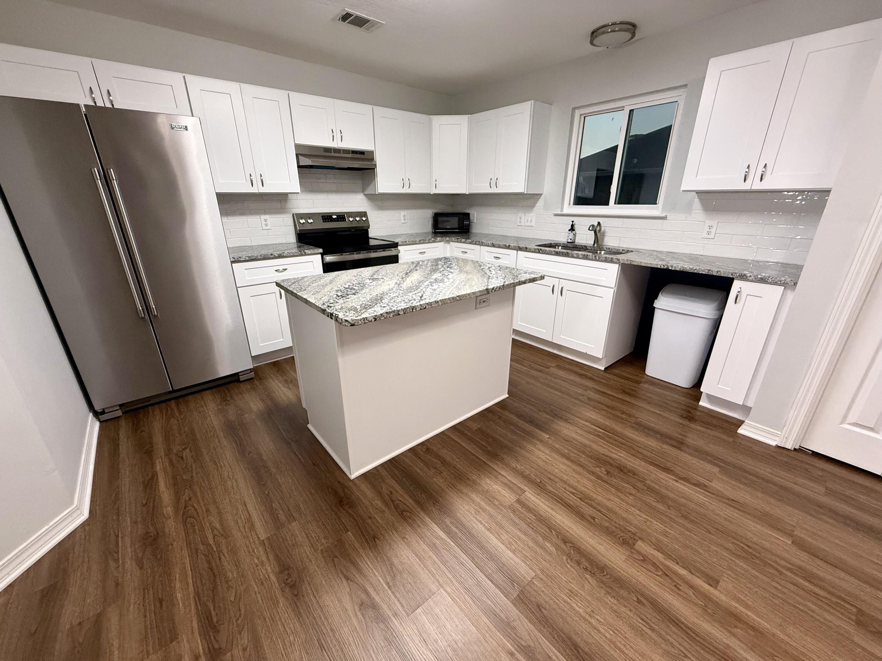 SANDY BEACH ESTATES - Residential