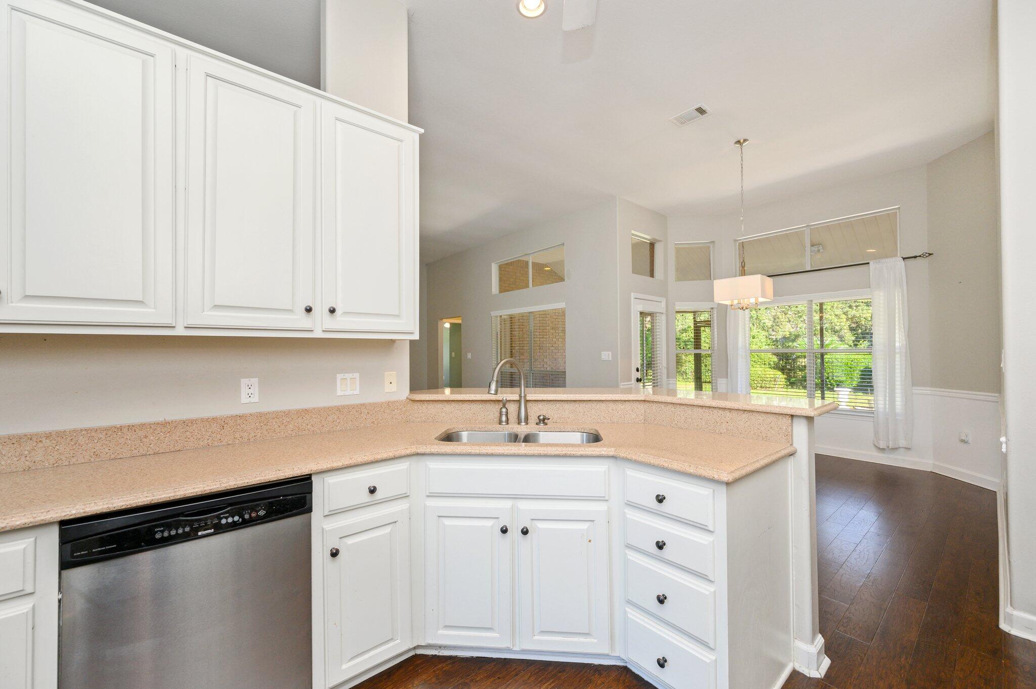 SOUTHWIND PH 6 - Residential