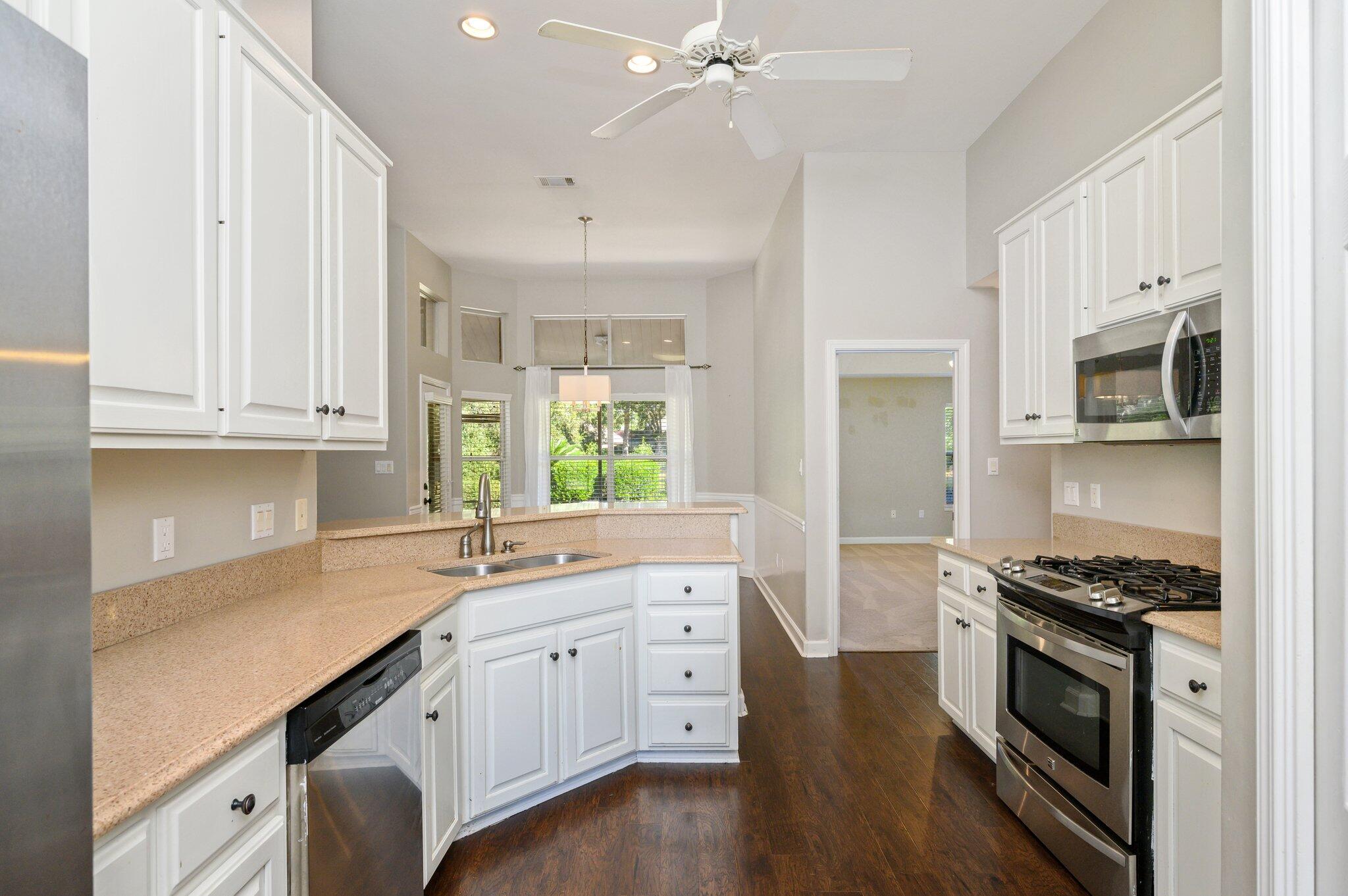 SOUTHWIND PH 6 - Residential