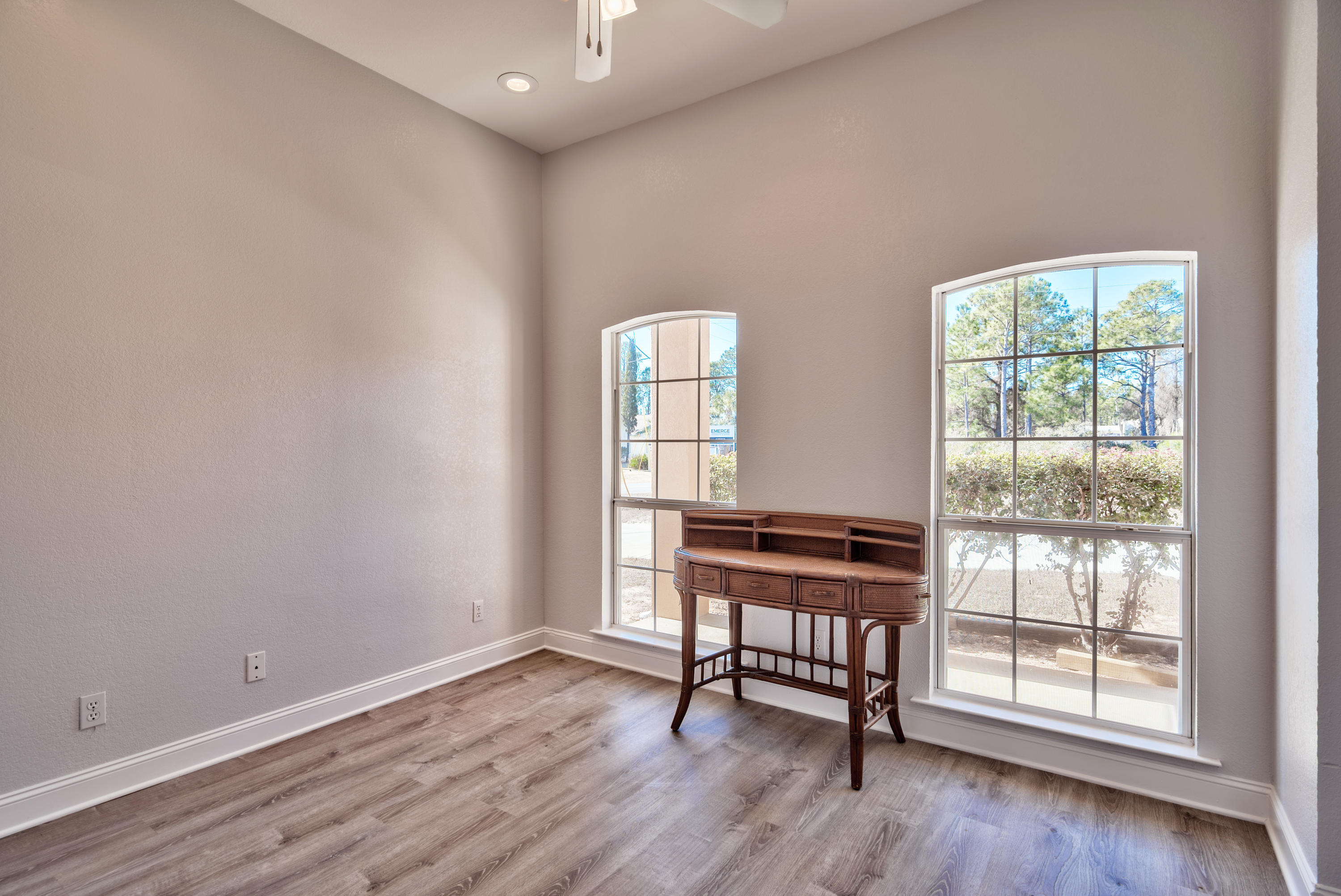 HOLIDAY SHORES ESTATES - Residential