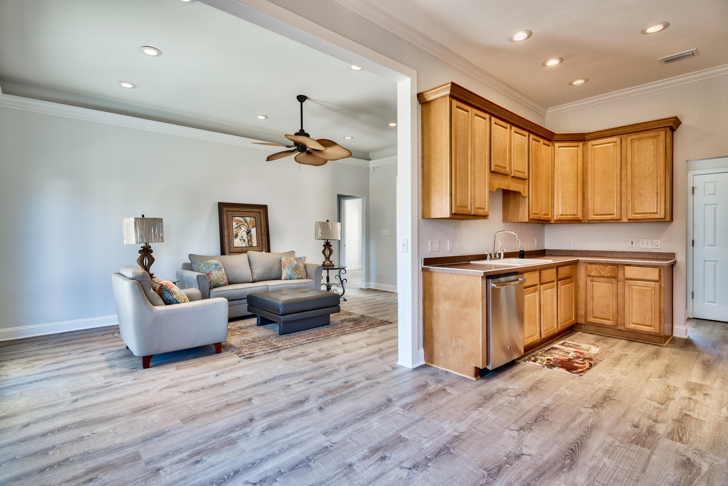 HOLIDAY SHORES ESTATES - Residential