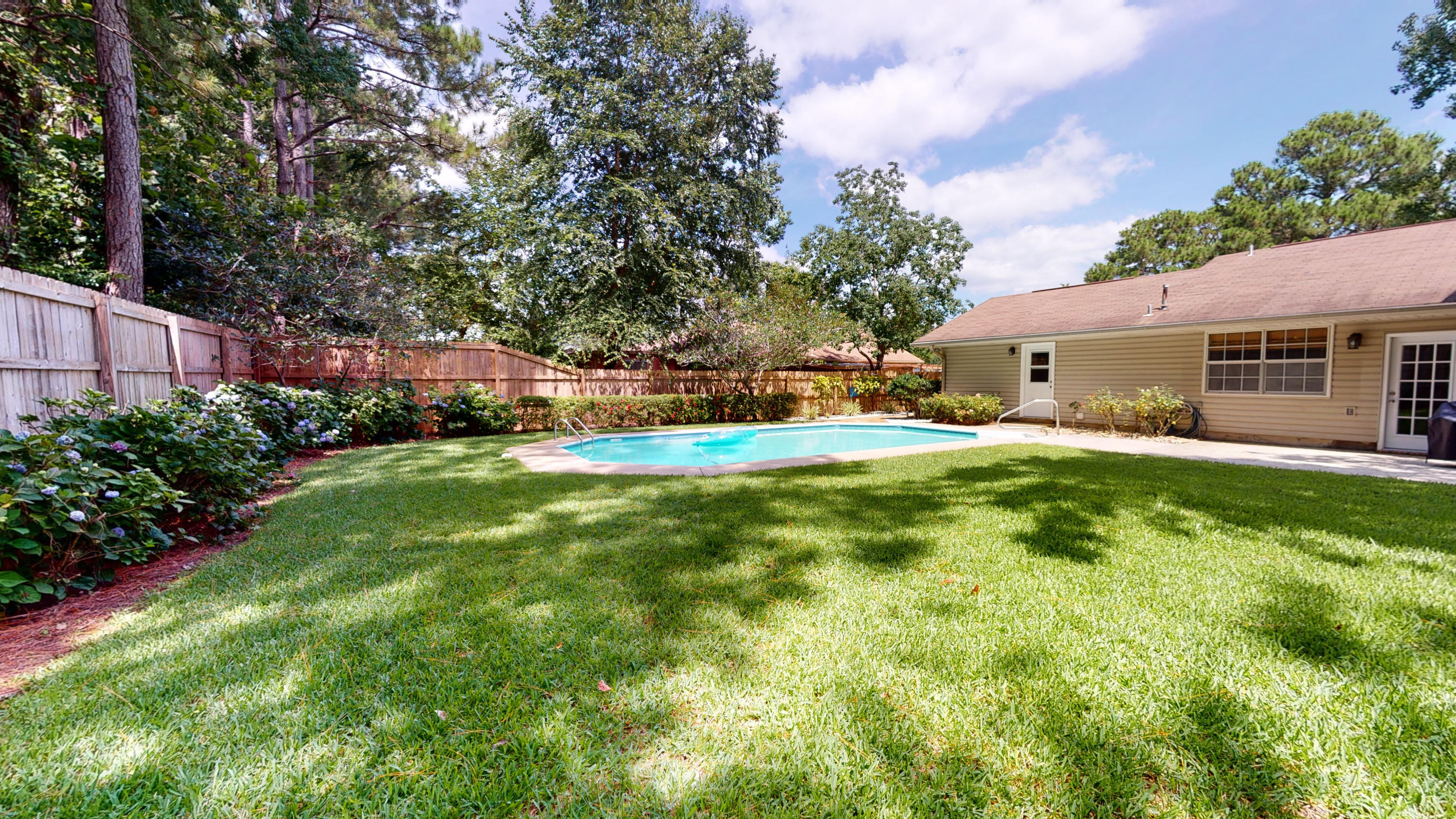 PINEDALE 2ND ADDN - Residential