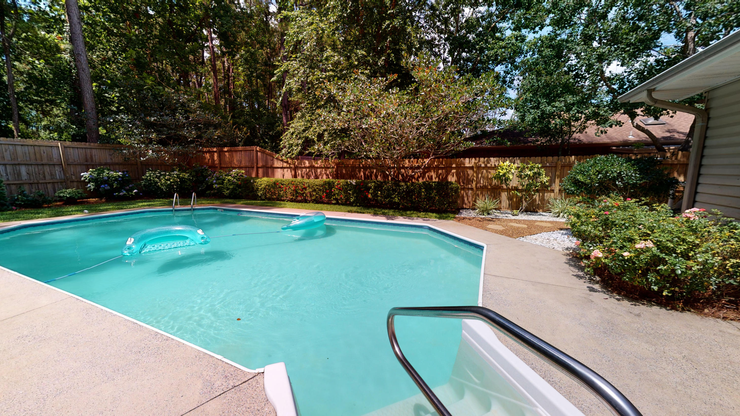 PINEDALE 2ND ADDN - Residential