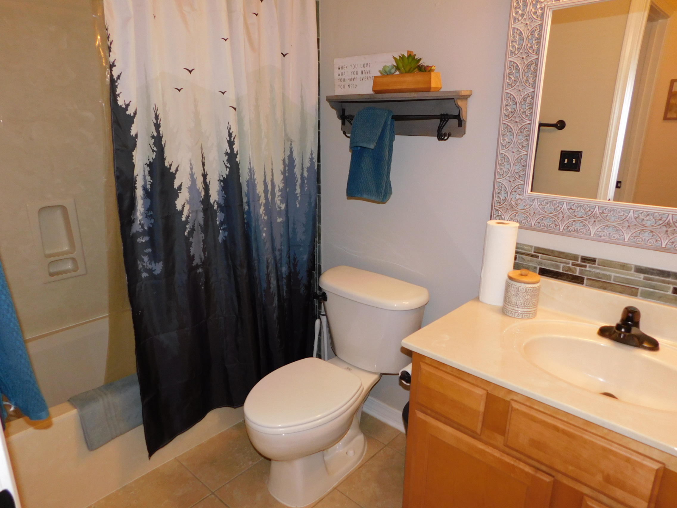 HOLLEY BY THE SEA - Residential