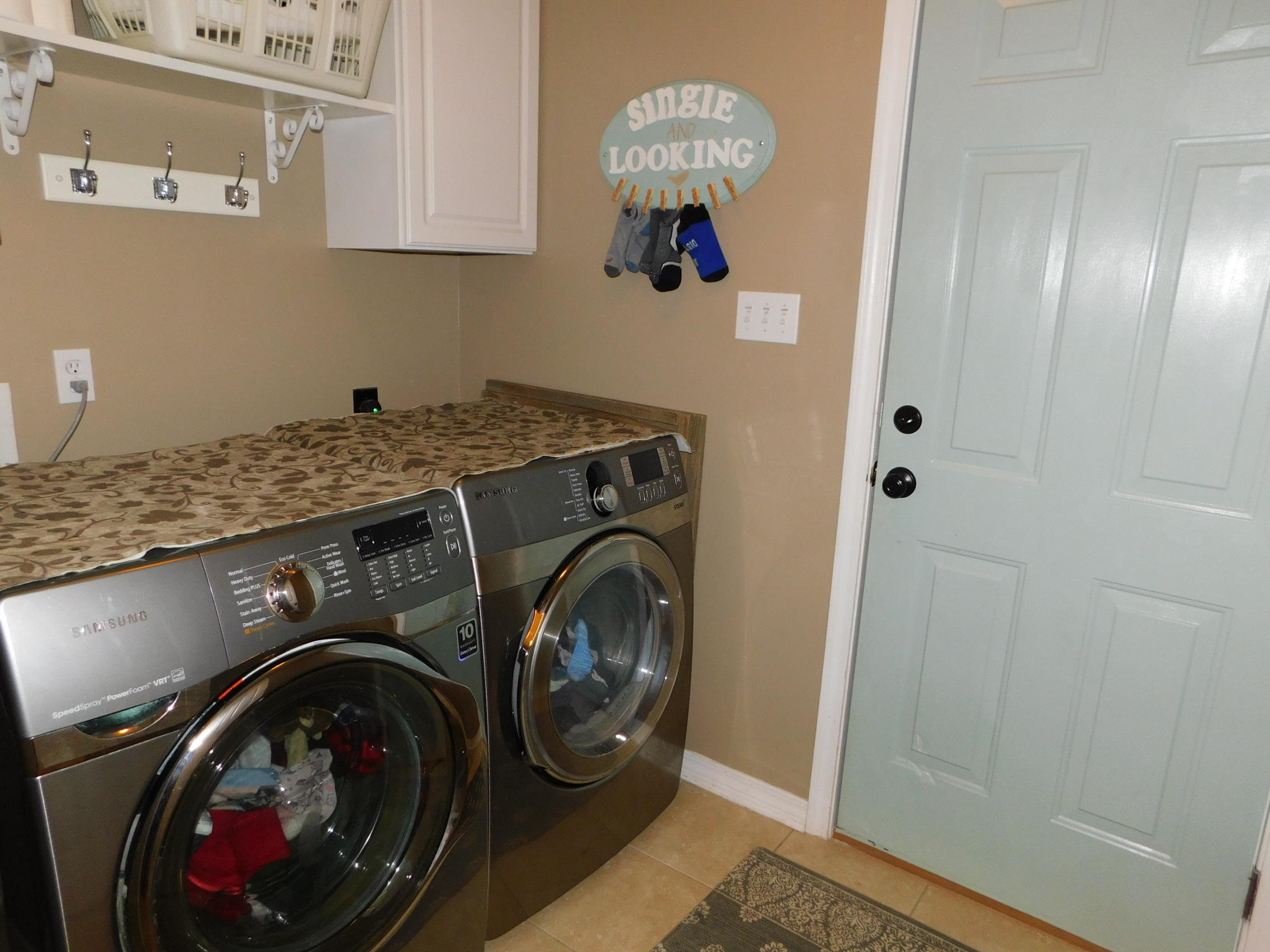 HOLLEY BY THE SEA - Residential