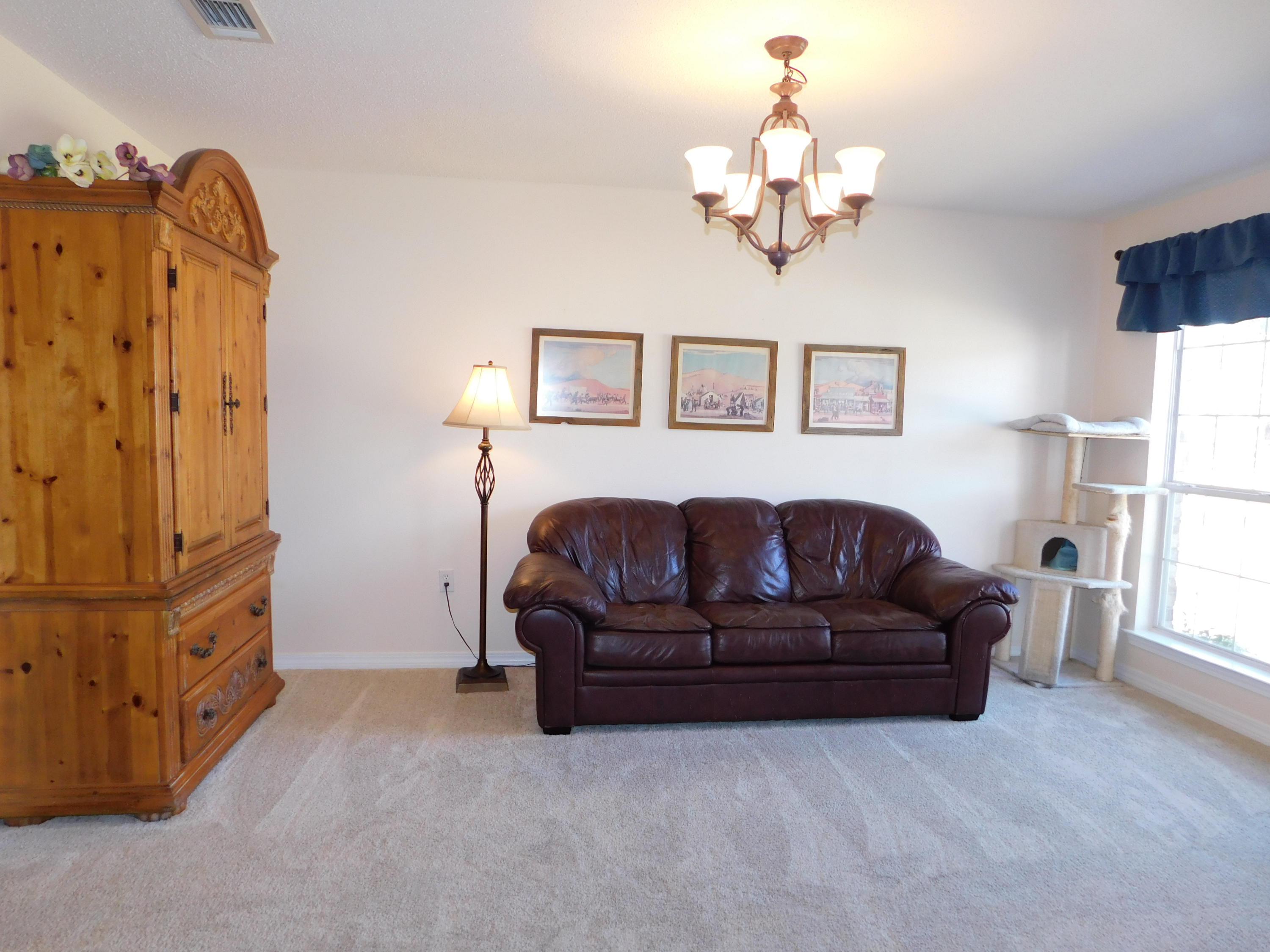 HOLLEY BY THE SEA - Residential