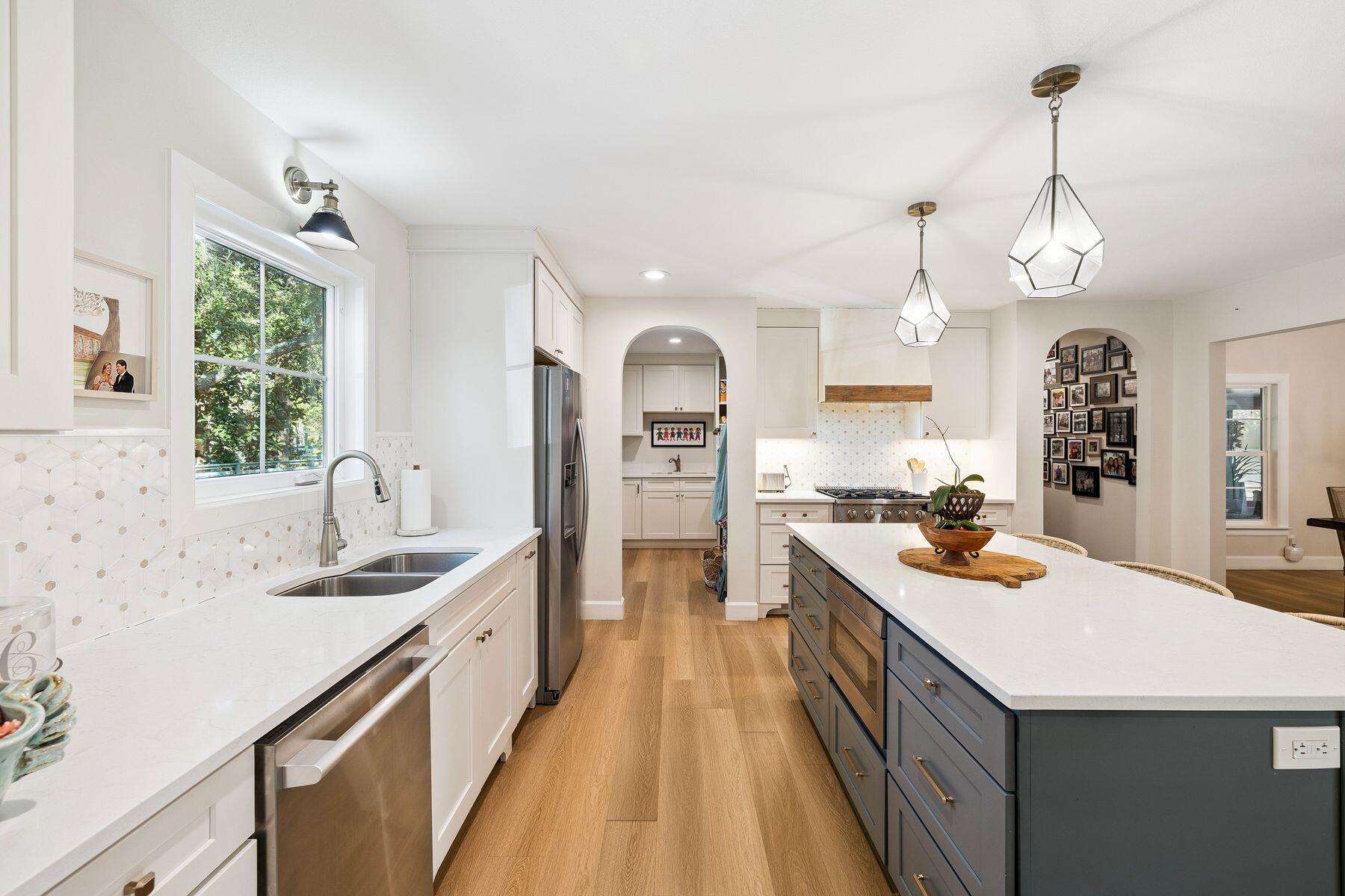 HEWETT BAYOU - Residential