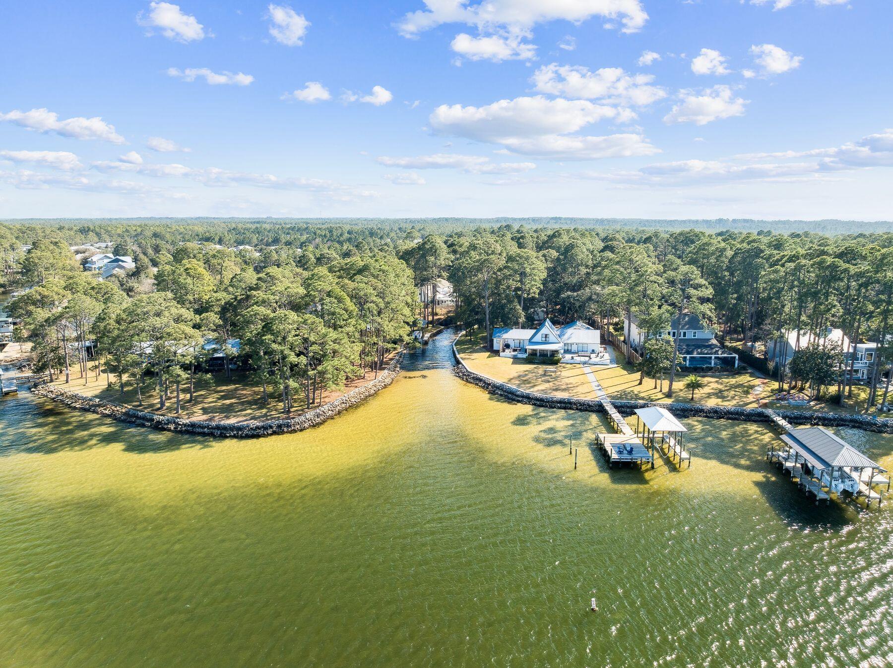 HEWETT BAYOU - Residential