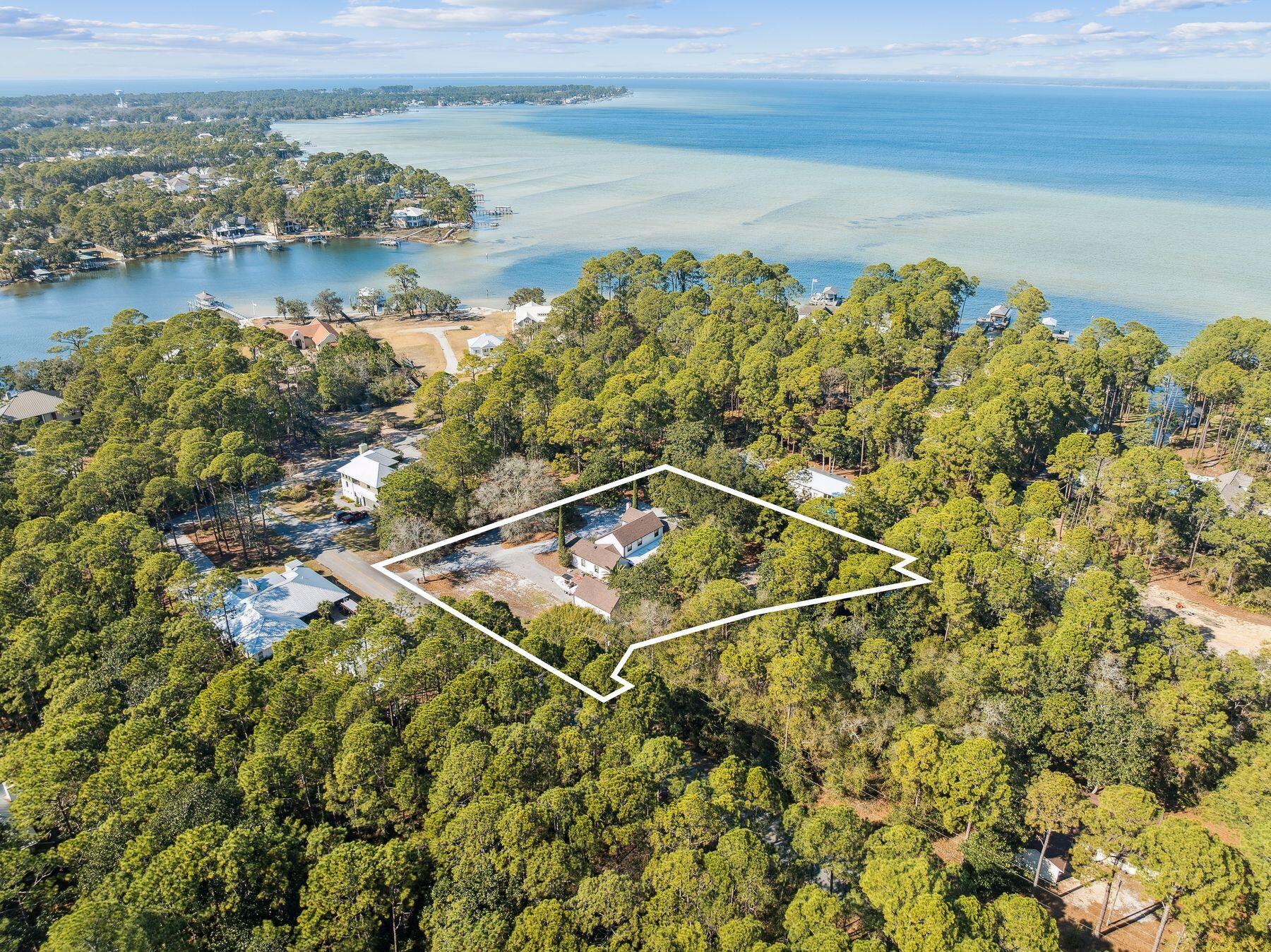 HEWETT BAYOU - Residential