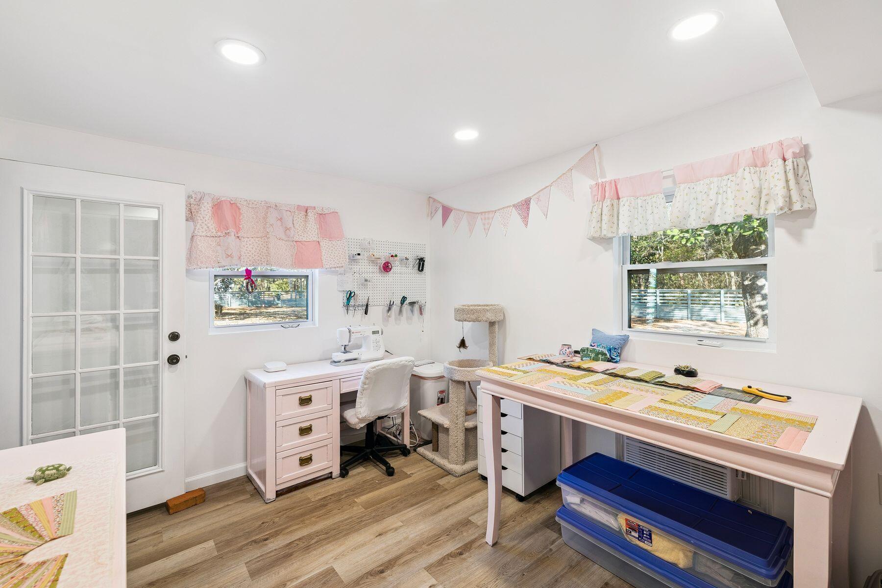 HEWETT BAYOU - Residential