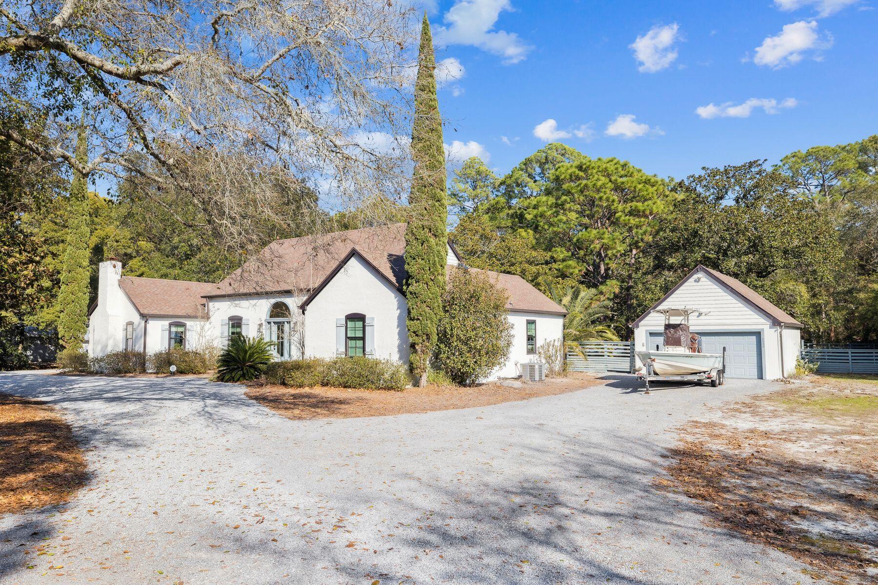 HEWETT BAYOU - Residential