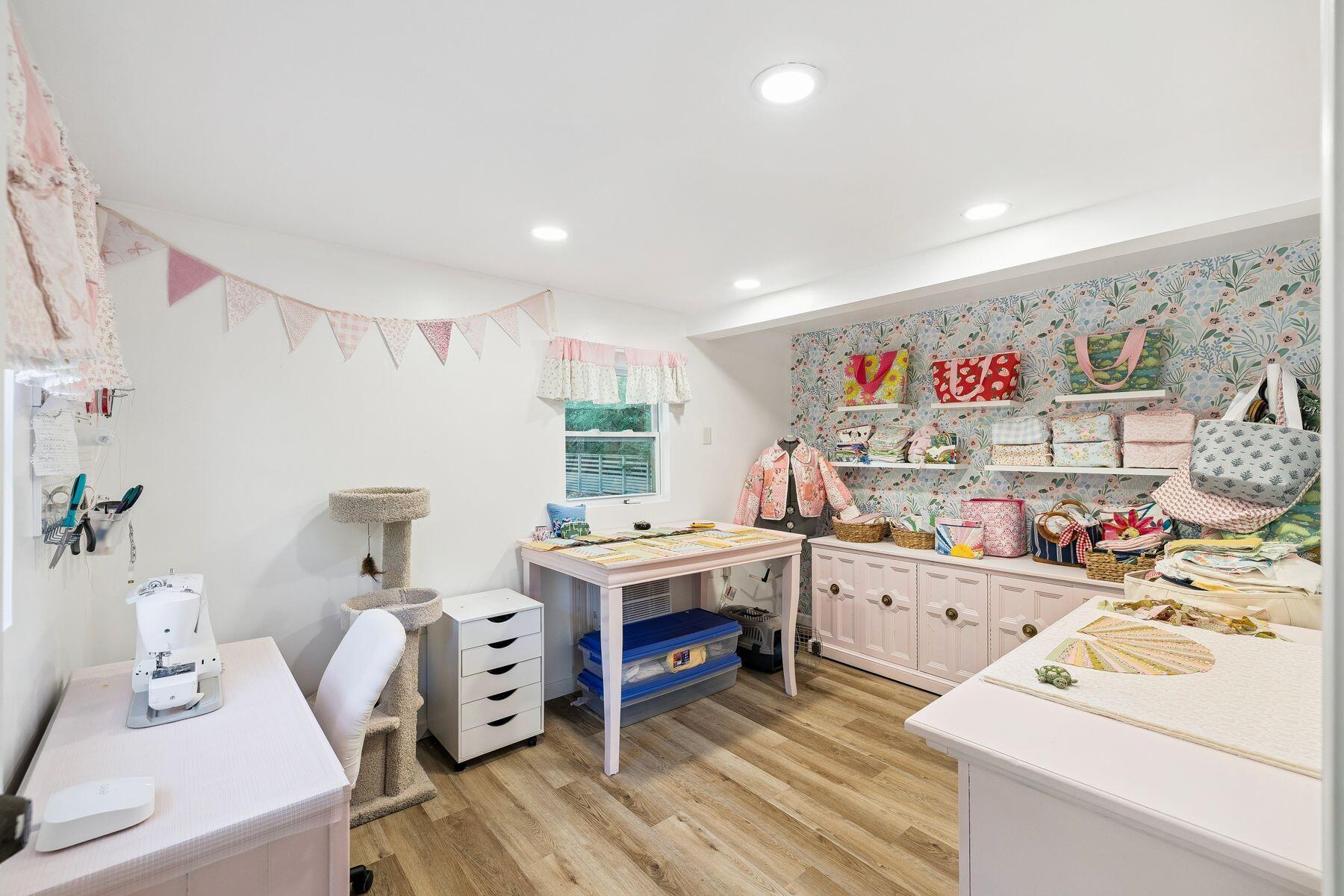 HEWETT BAYOU - Residential