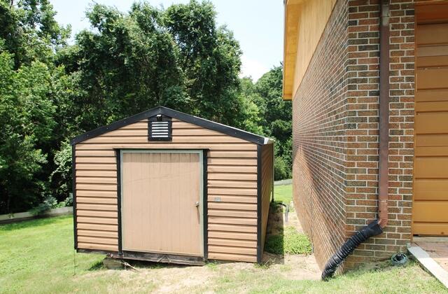 PINECREST ADDN - Residential