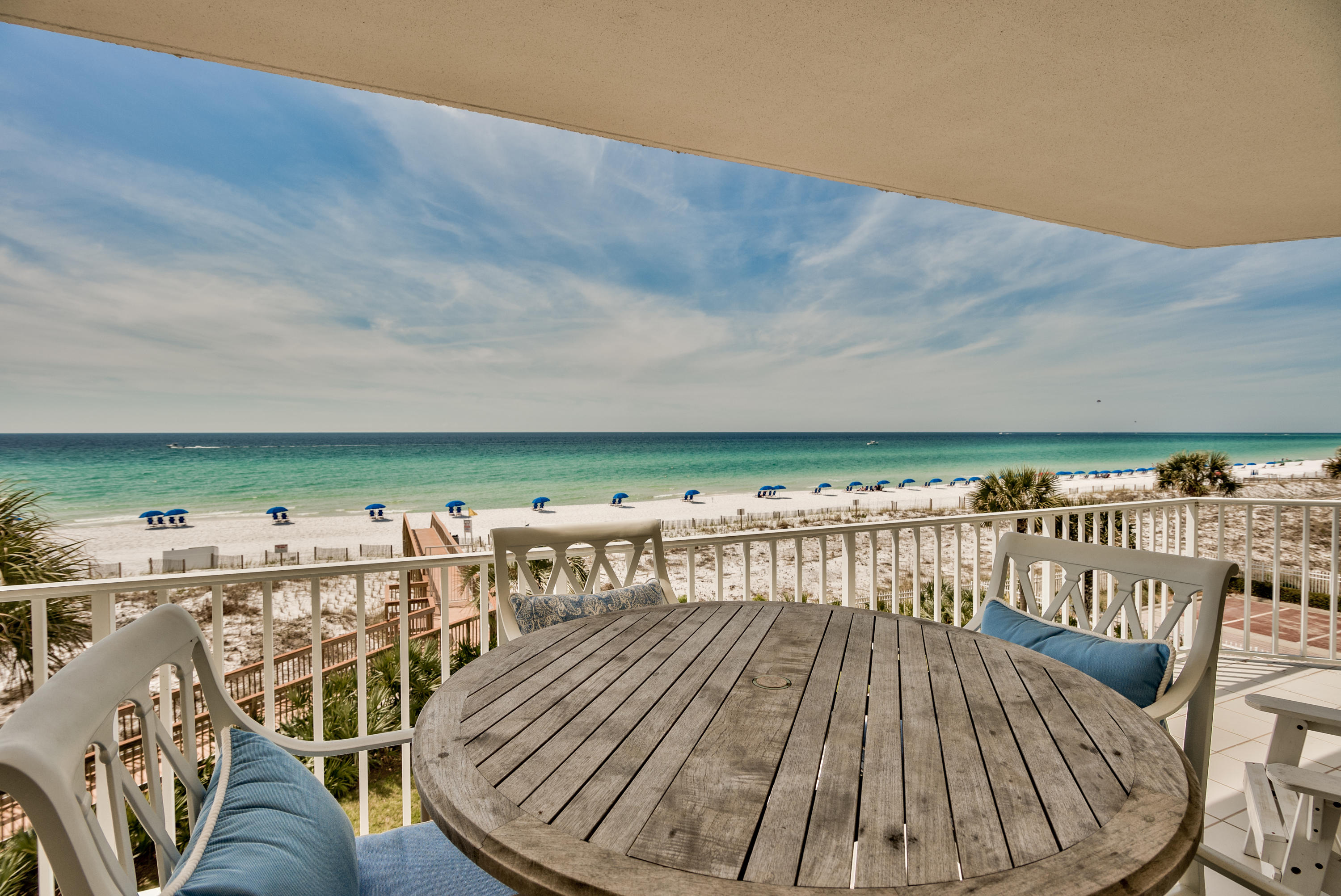 HOLIDAY ISLE TOWERS CONDO - Residential