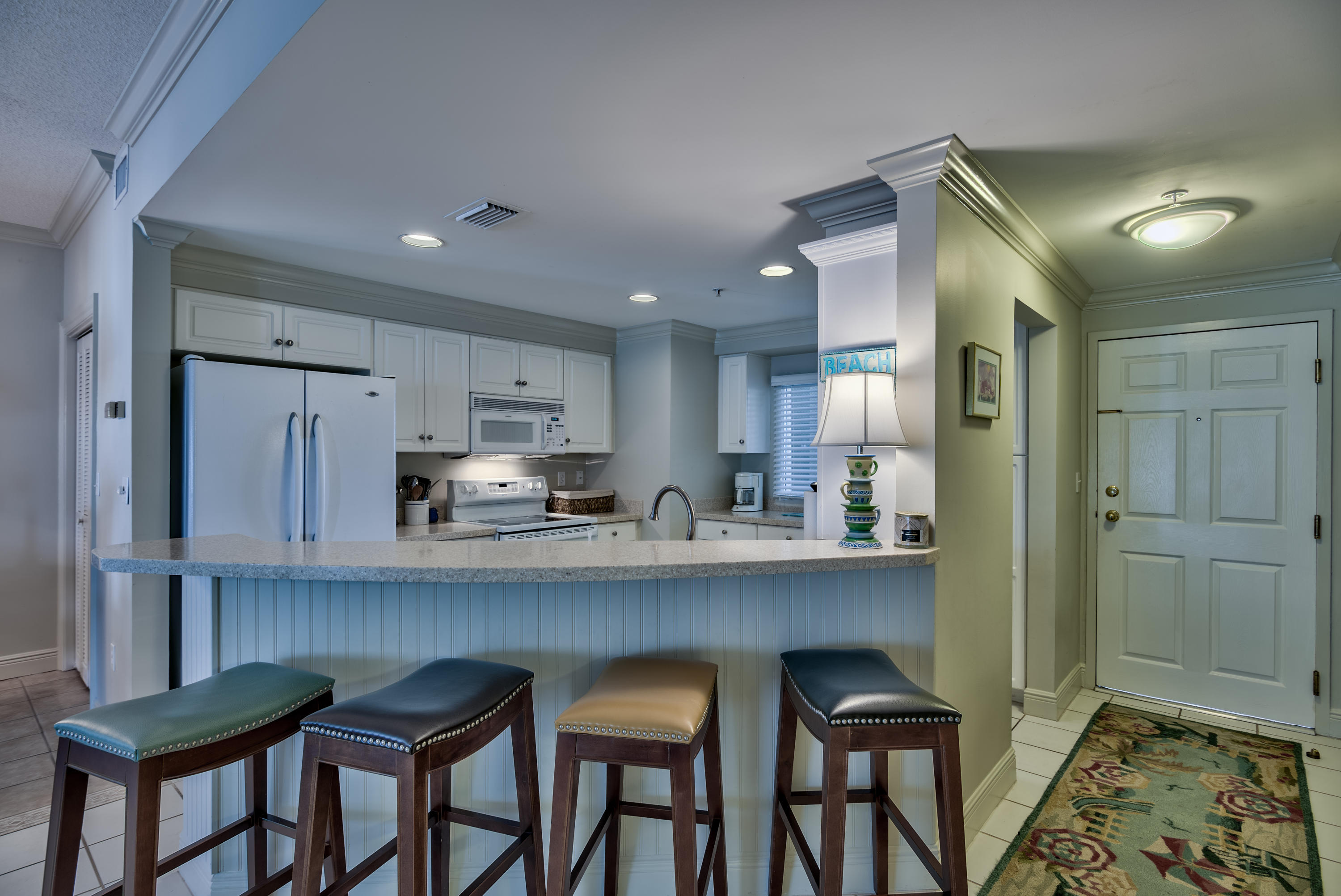 HOLIDAY ISLE TOWERS CONDO - Residential