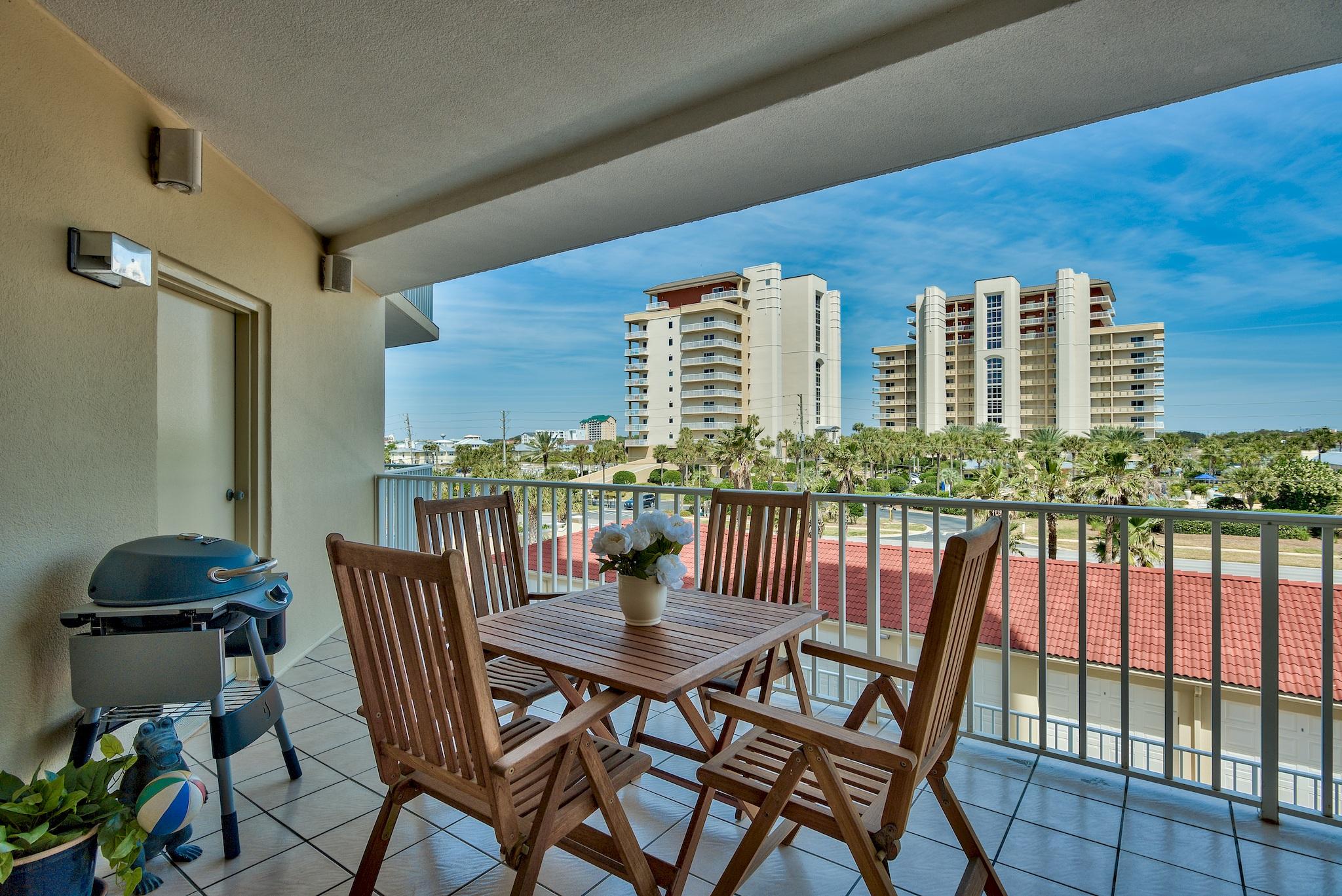 HOLIDAY ISLE TOWERS CONDO - Residential