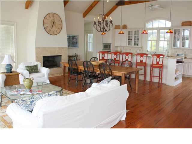 FOUR MILE VILLAGE - Residential