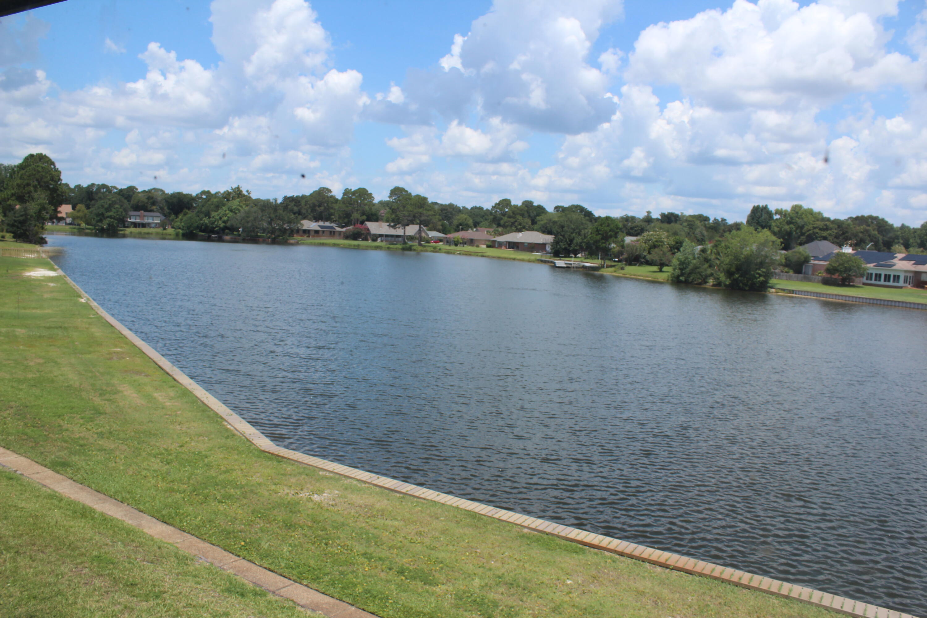 LAKE CHARLENE CONDO - Residential