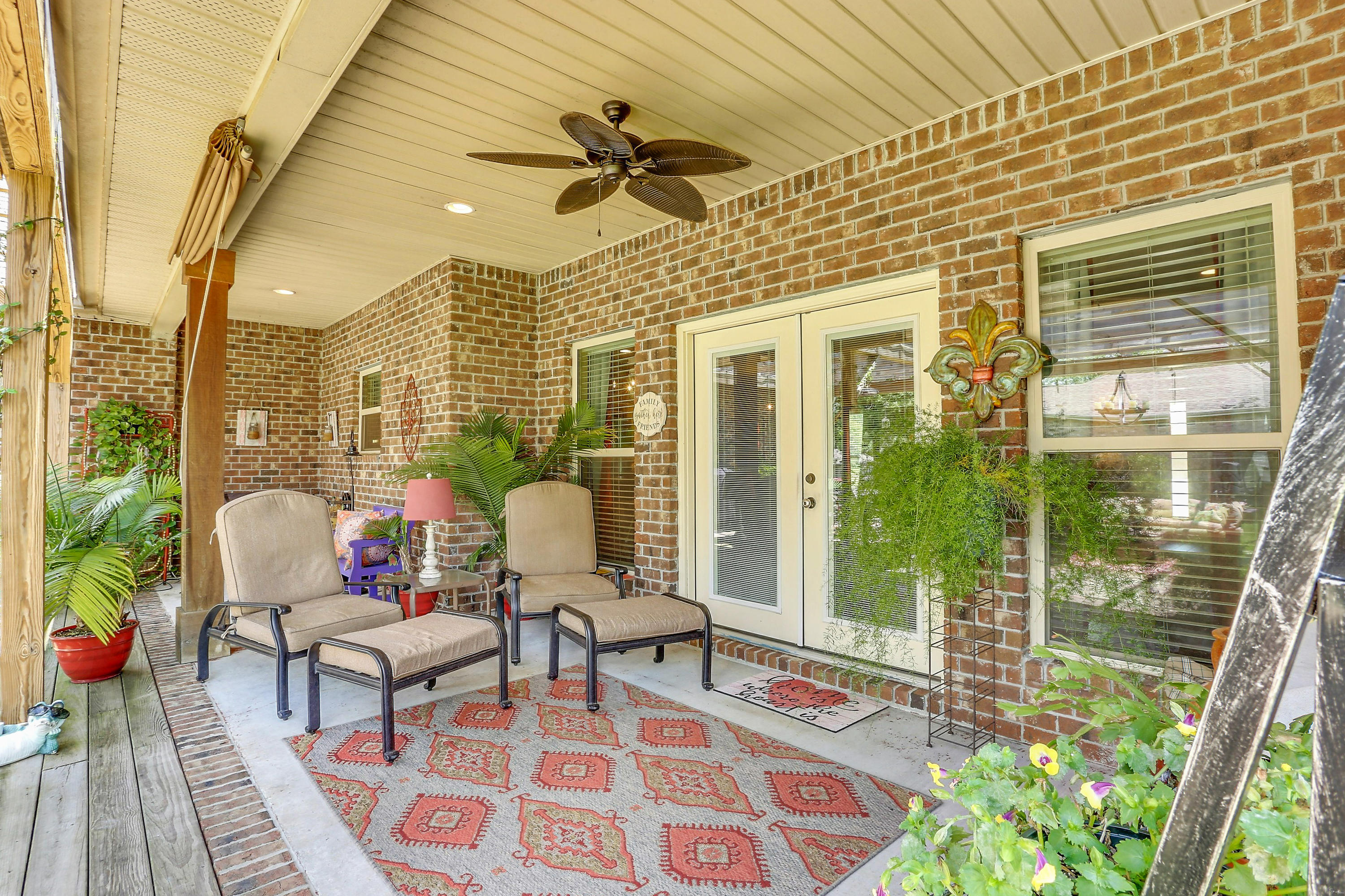 LAKE ARTHUR EST PH I - Residential