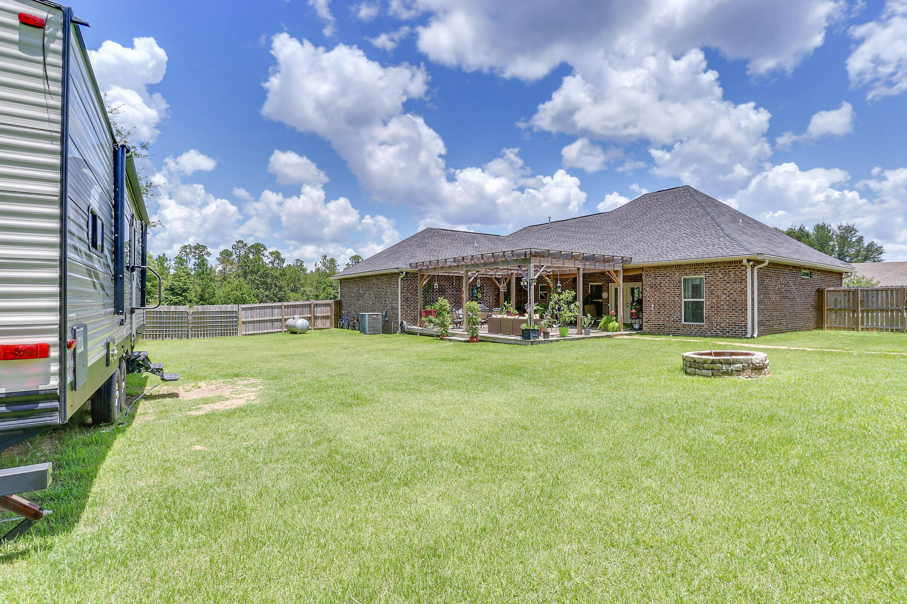 LAKE ARTHUR EST PH I - Residential