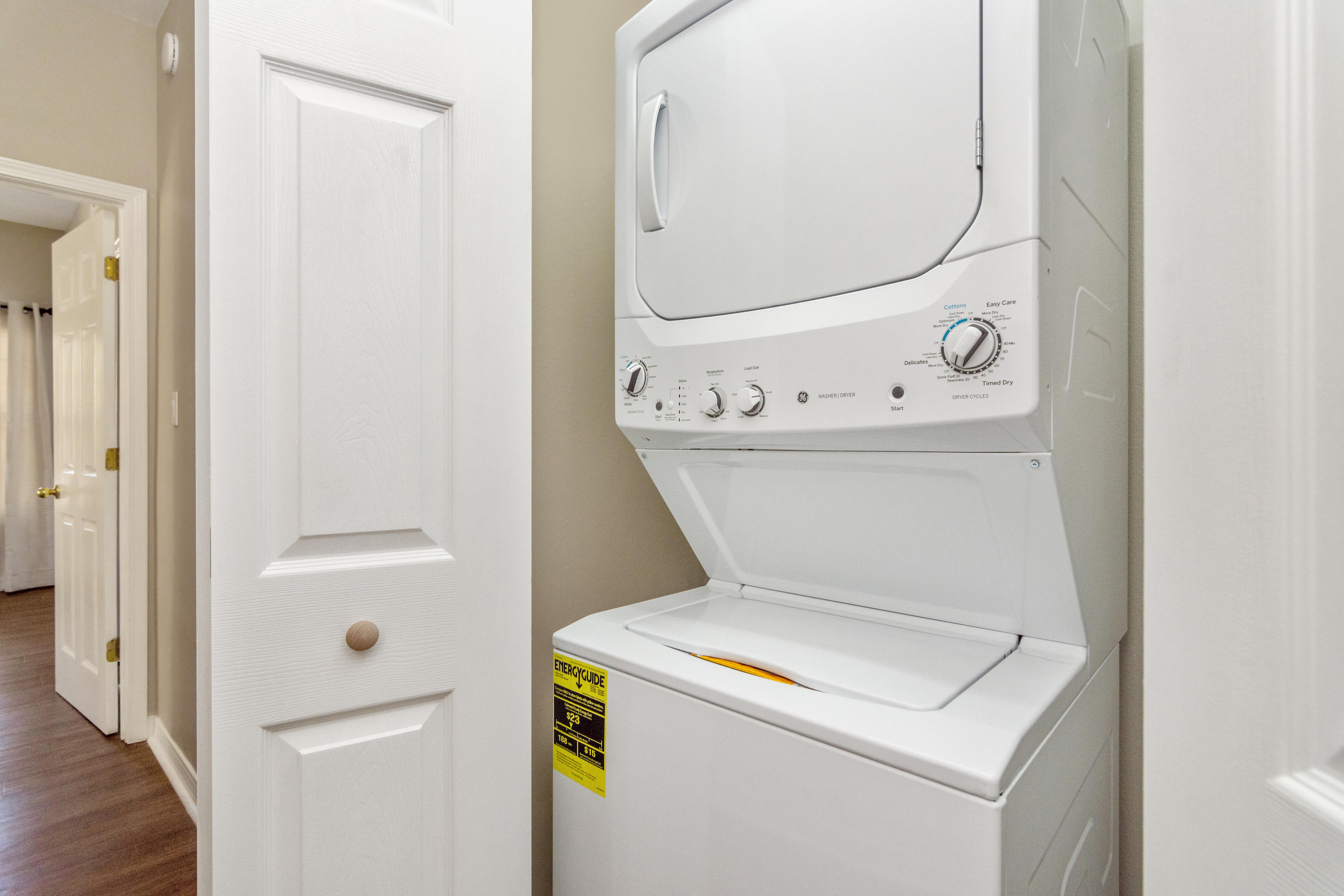 THE OAKS - Residential