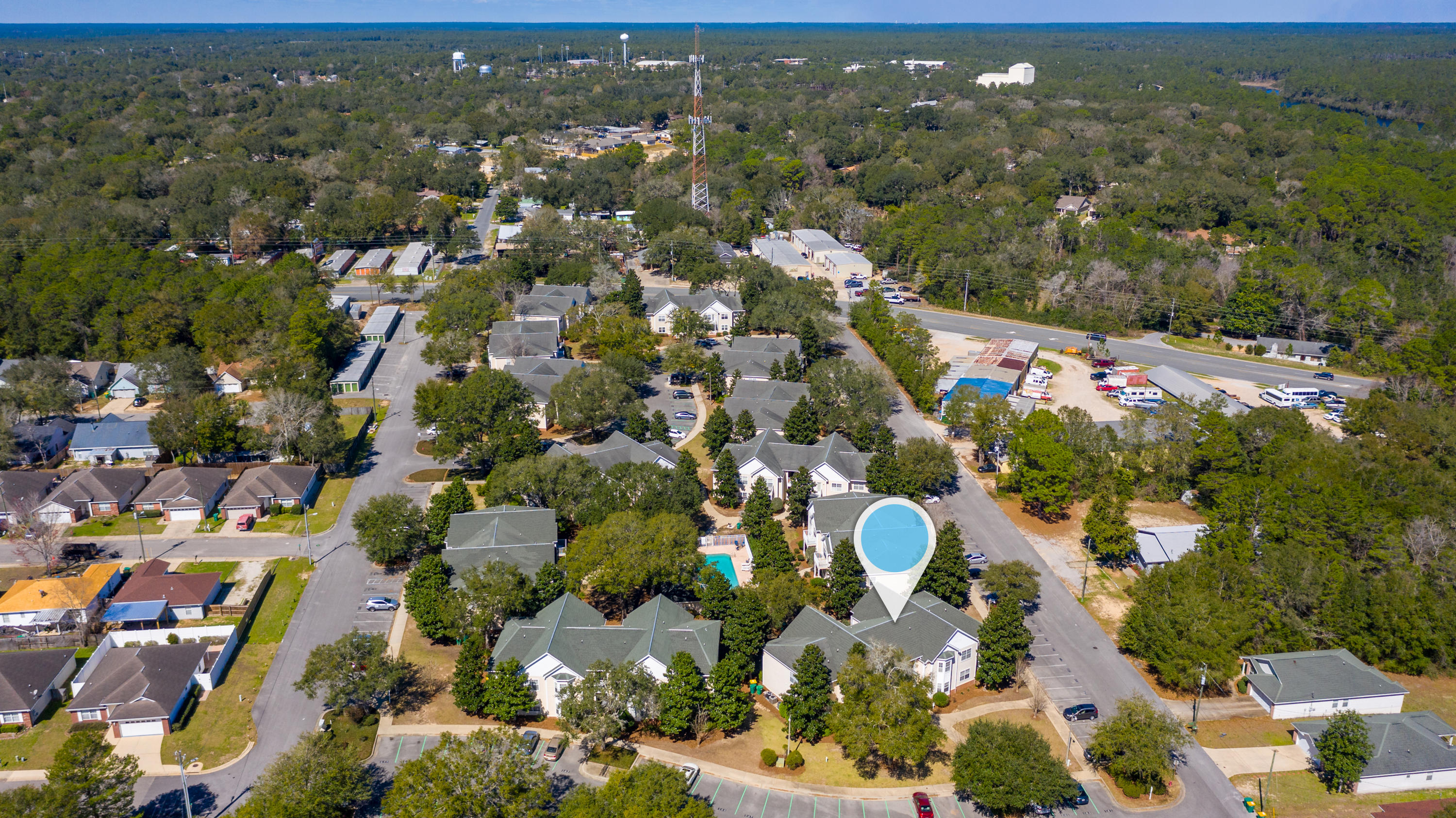 THE OAKS - Residential