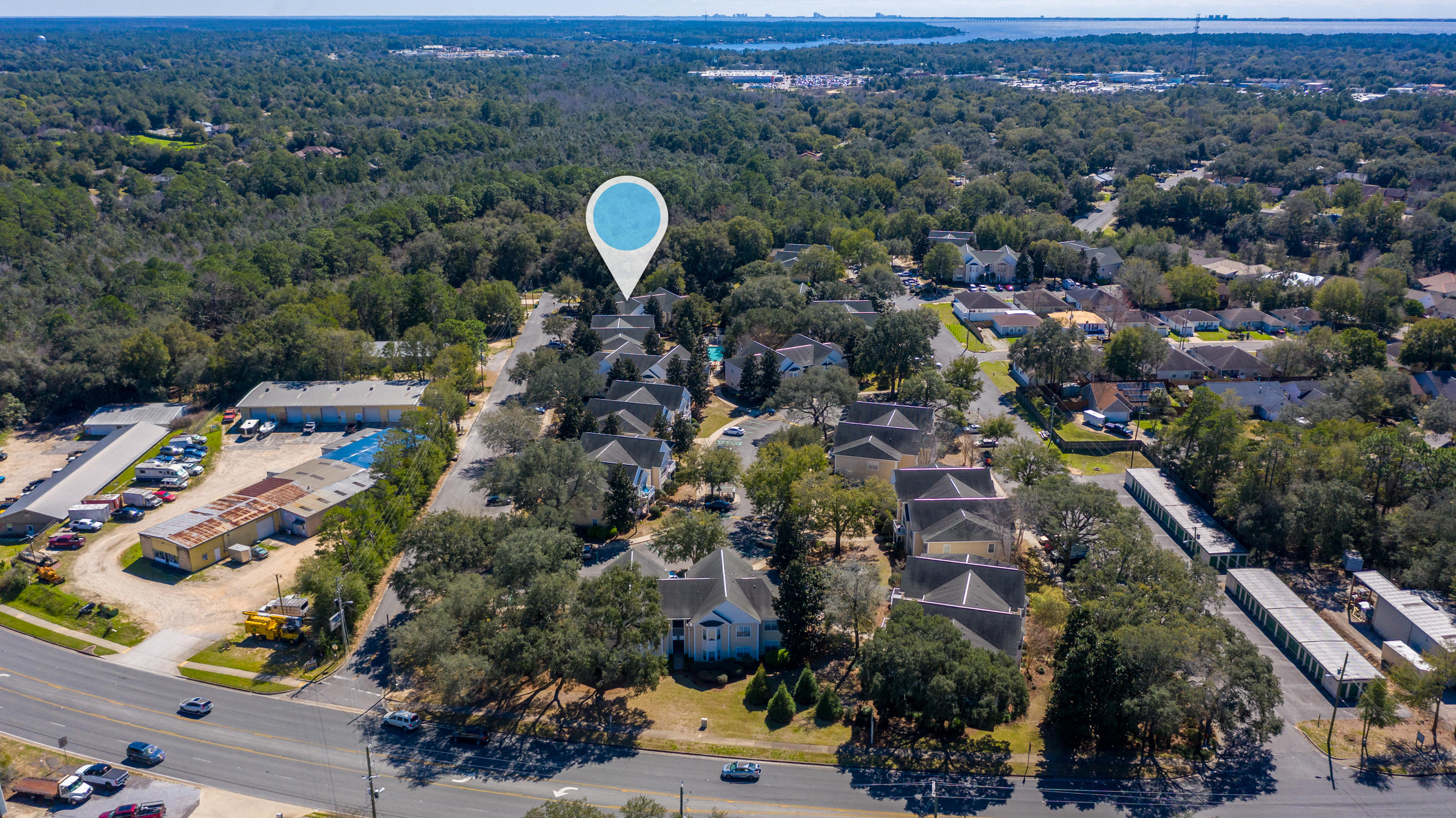 THE OAKS - Residential