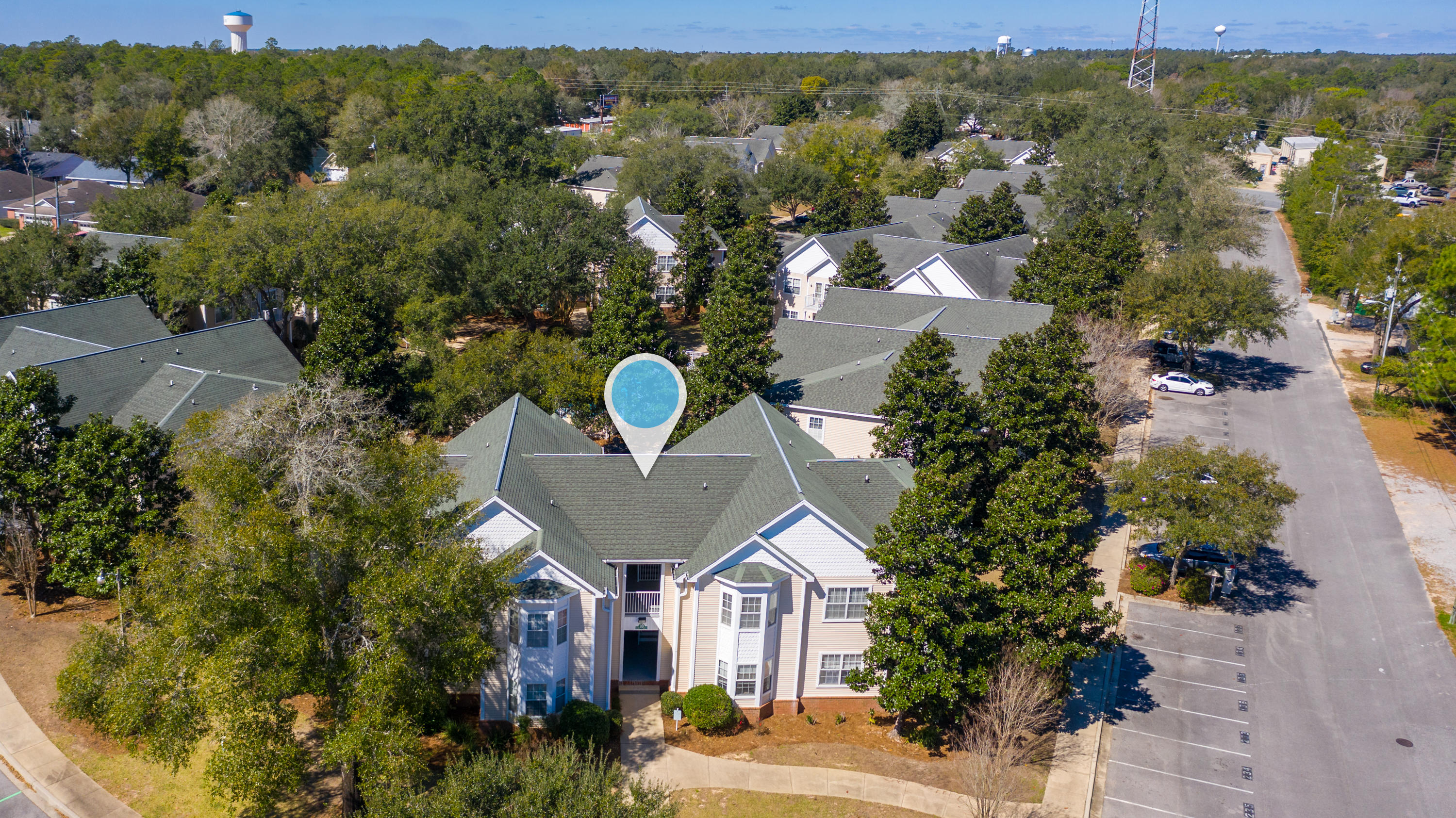 THE OAKS - Residential