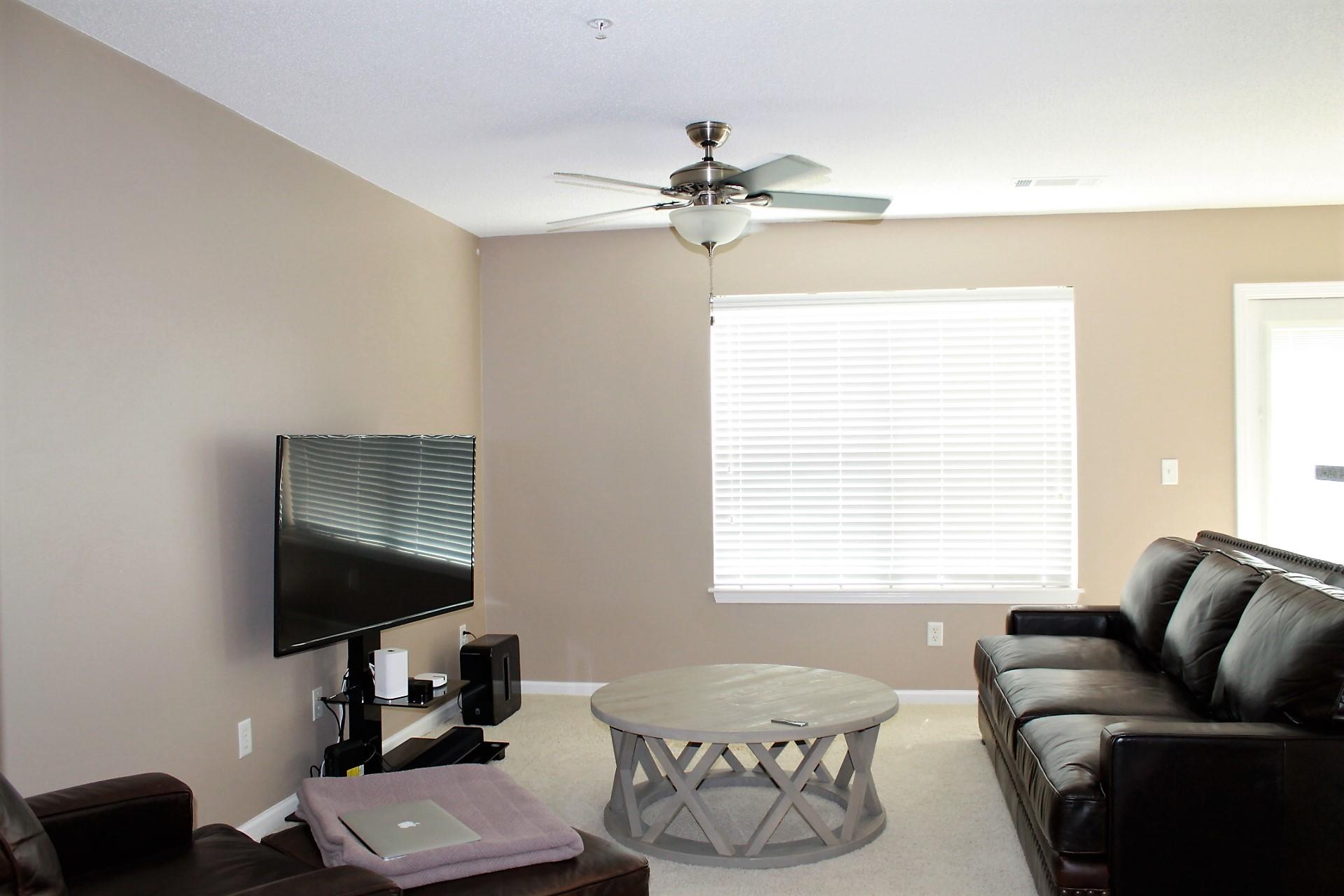 ROLLING PINES - Residential