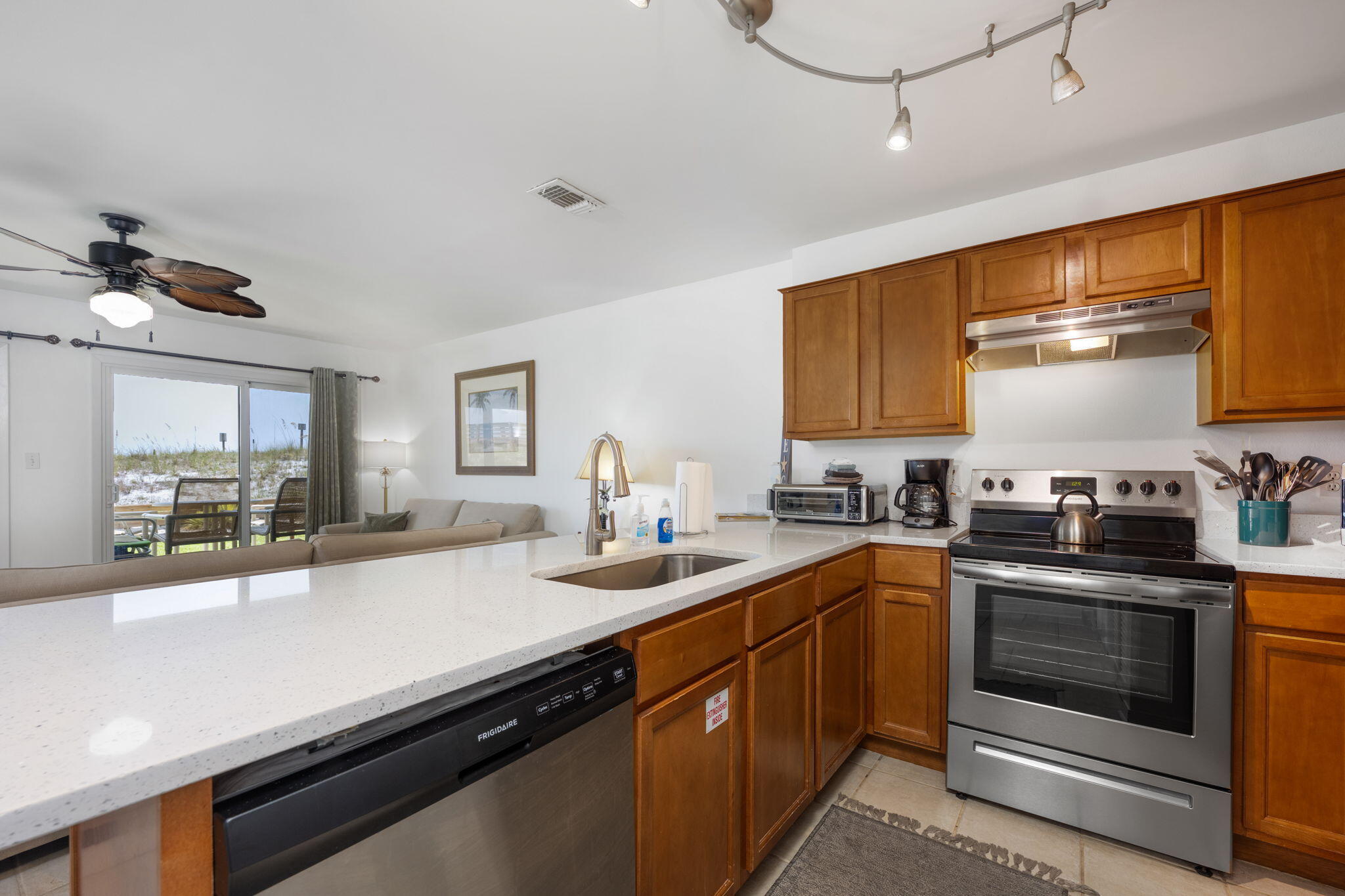 ISLAND SANDS CONDO - Residential