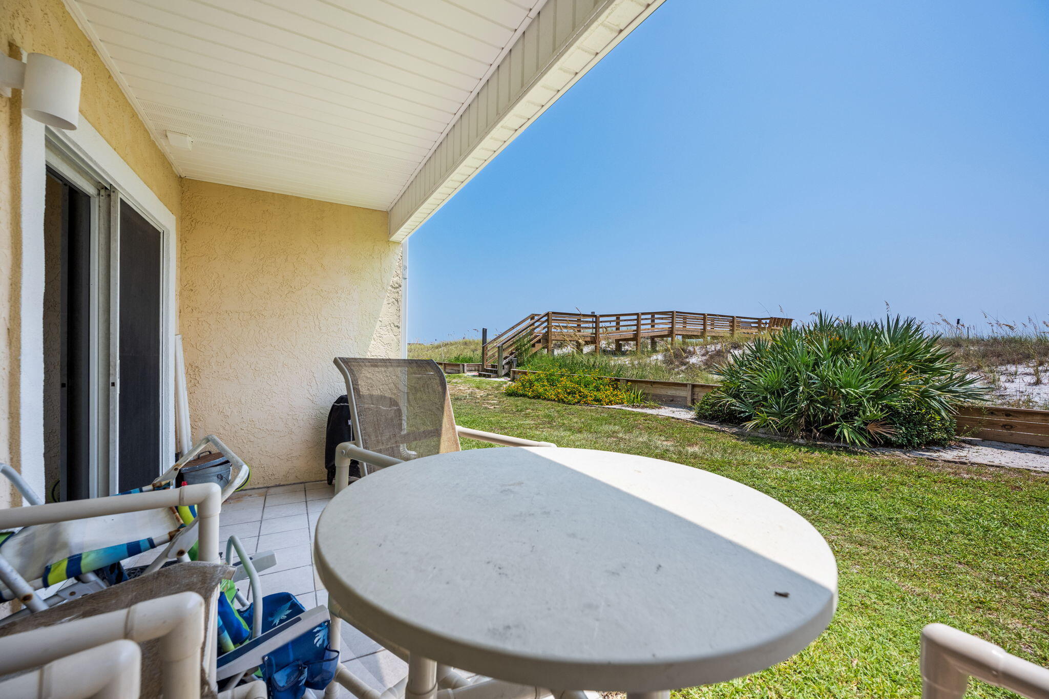 ISLAND SANDS CONDO - Residential
