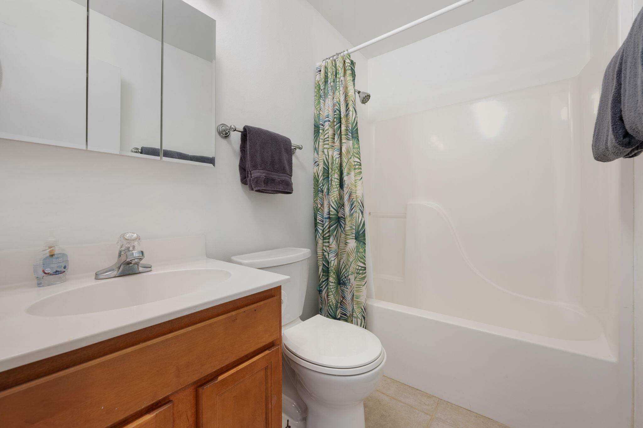 ISLAND SANDS CONDO - Residential