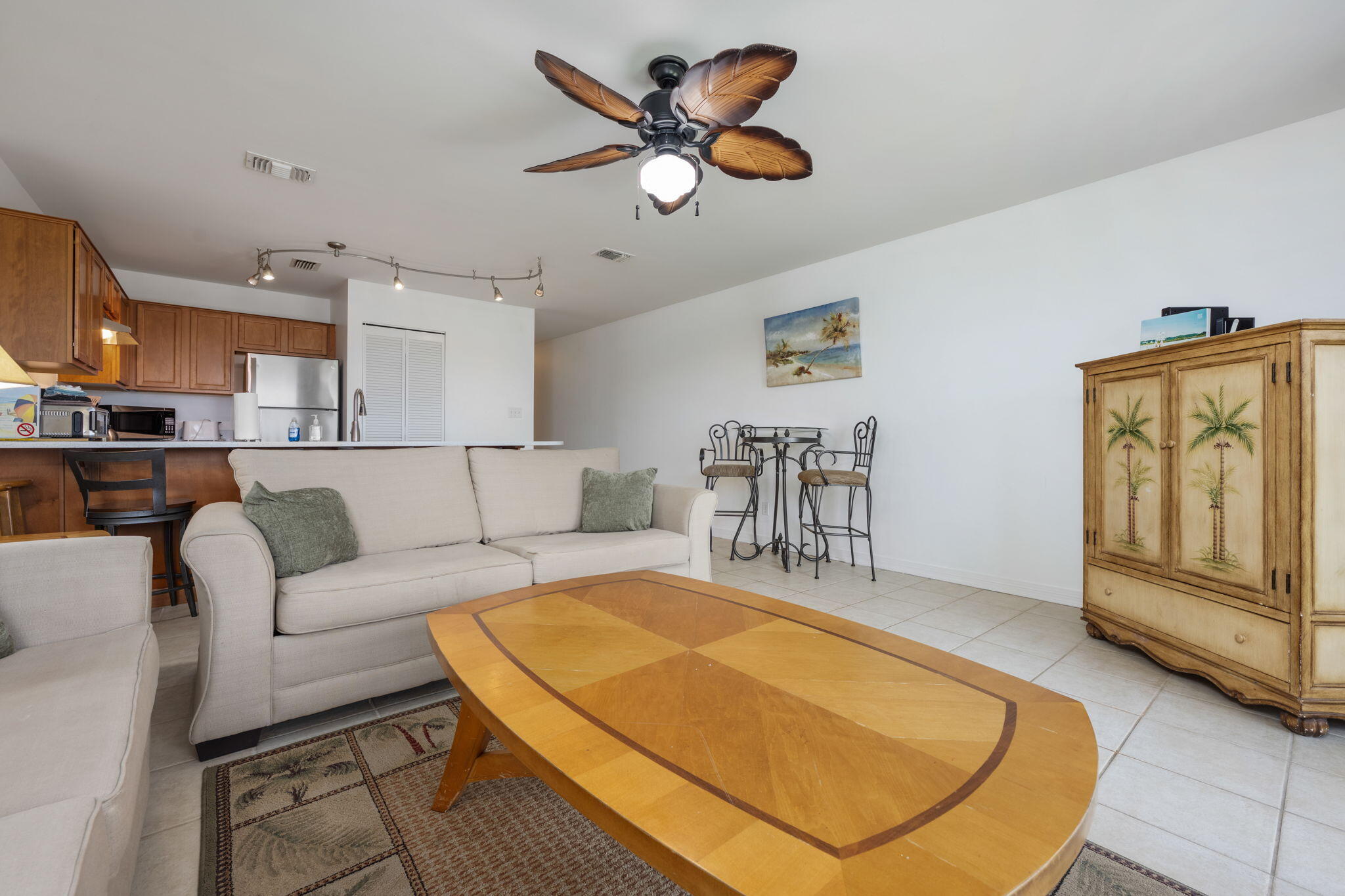 ISLAND SANDS CONDO - Residential
