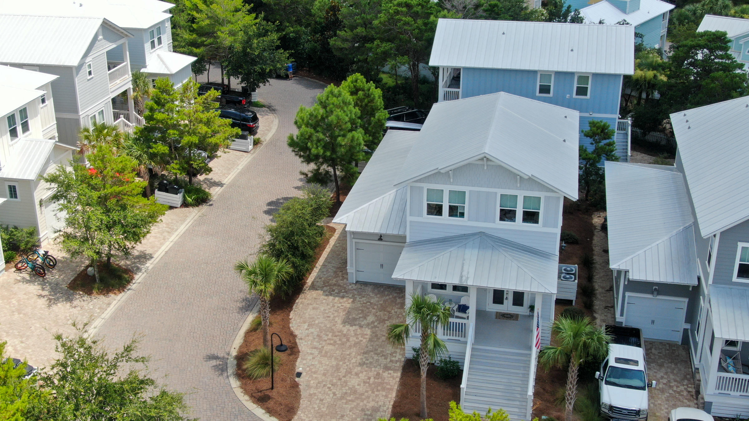 HIGHLAND PARKS - Residential