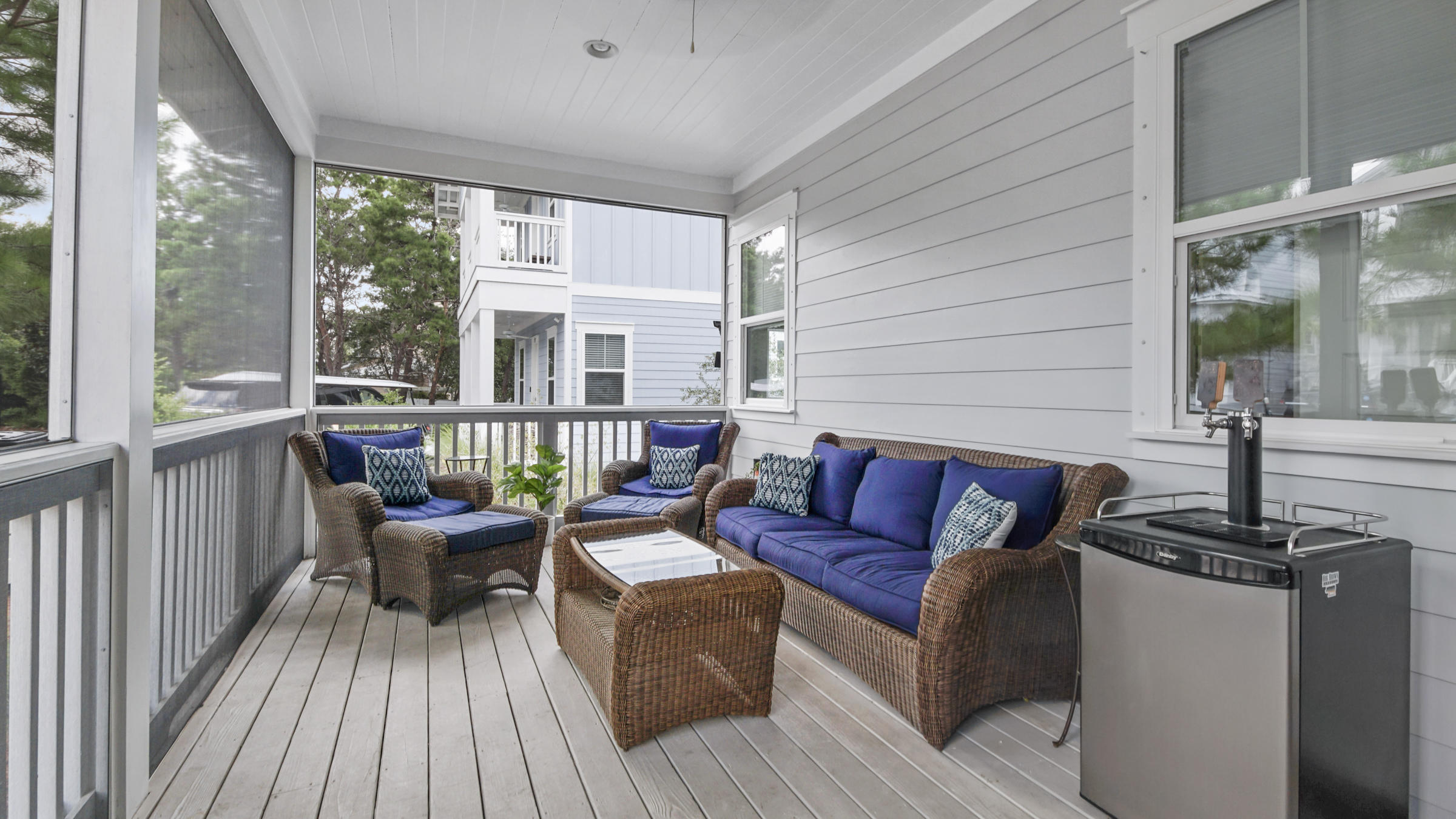 HIGHLAND PARKS - Residential