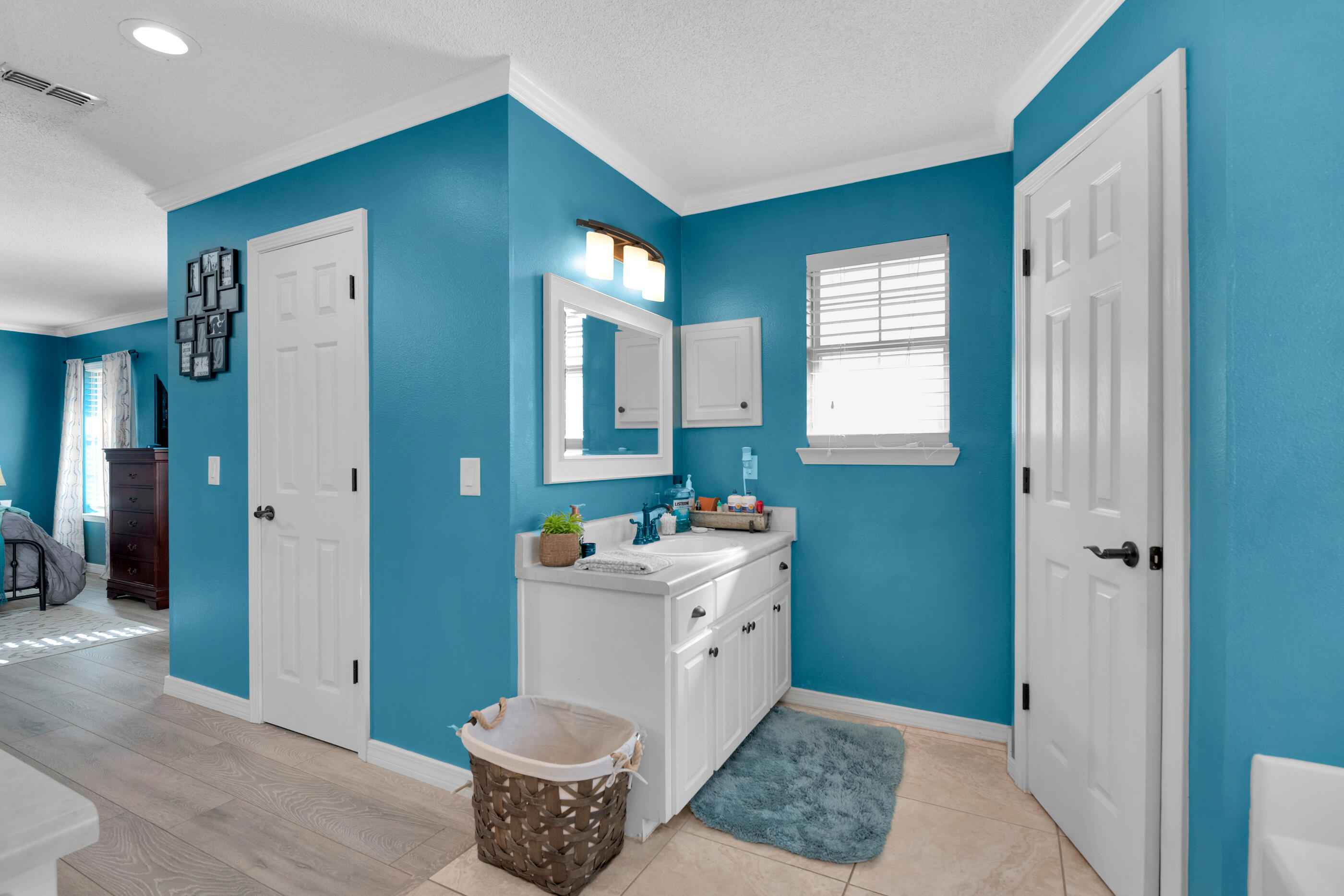 MARION MANOR - Residential