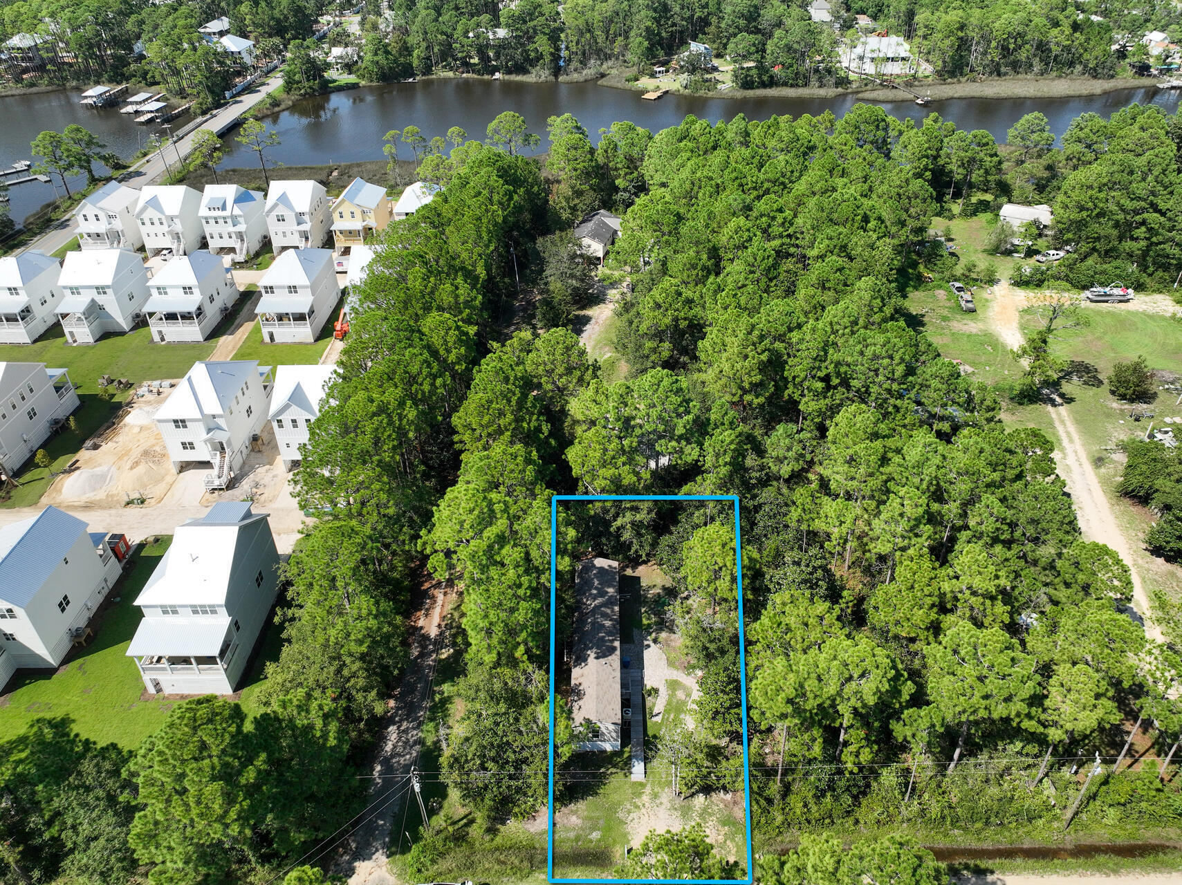 TOWN OF SANTA ROSA - Residential