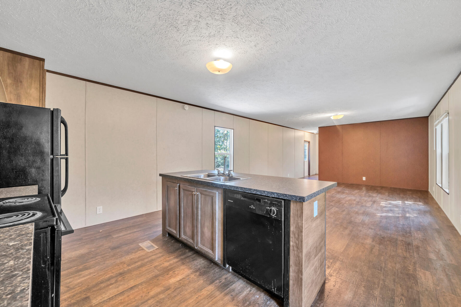 TOWN OF SANTA ROSA - Residential