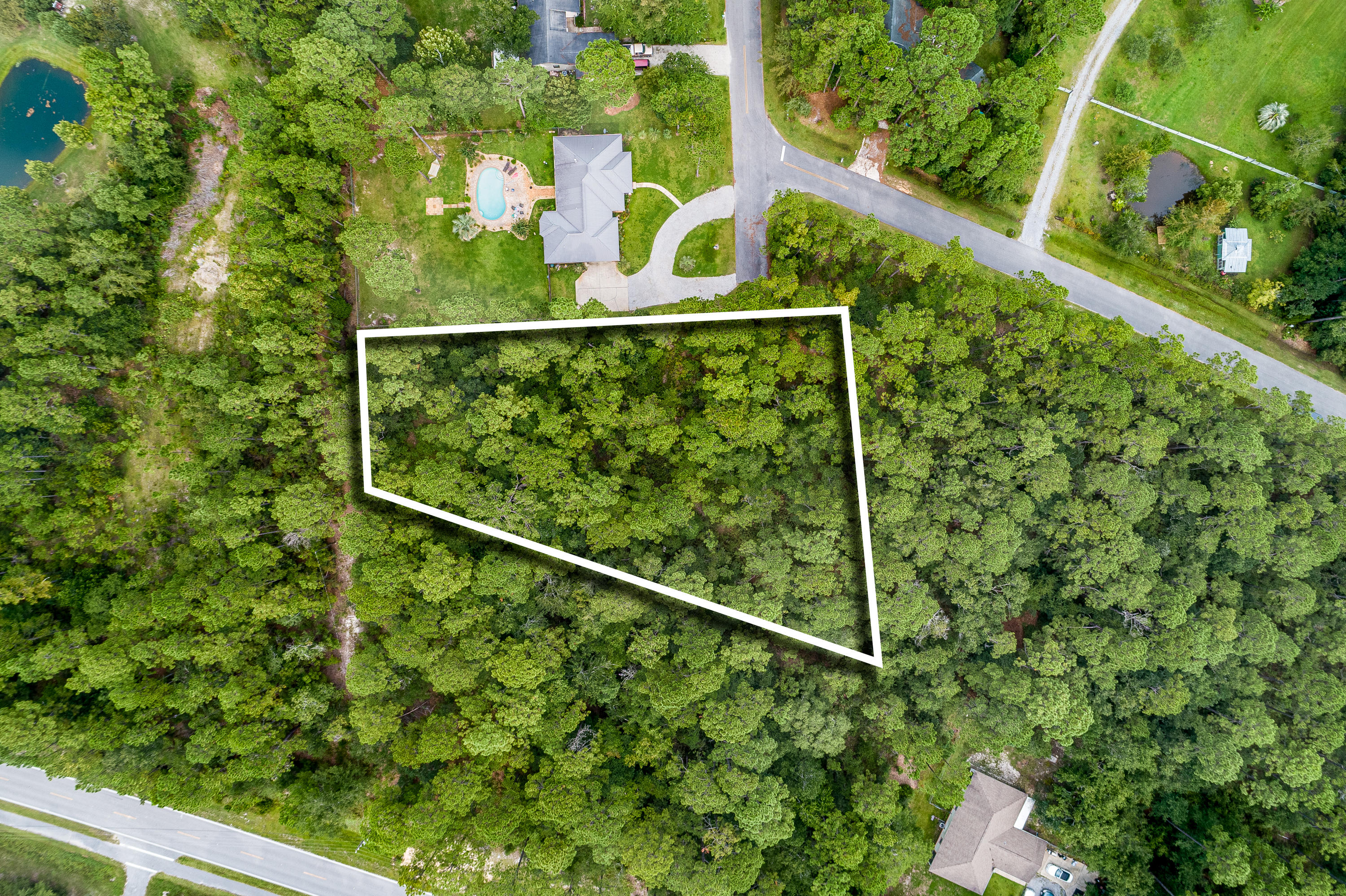 LAGRANGE SHORES - Land