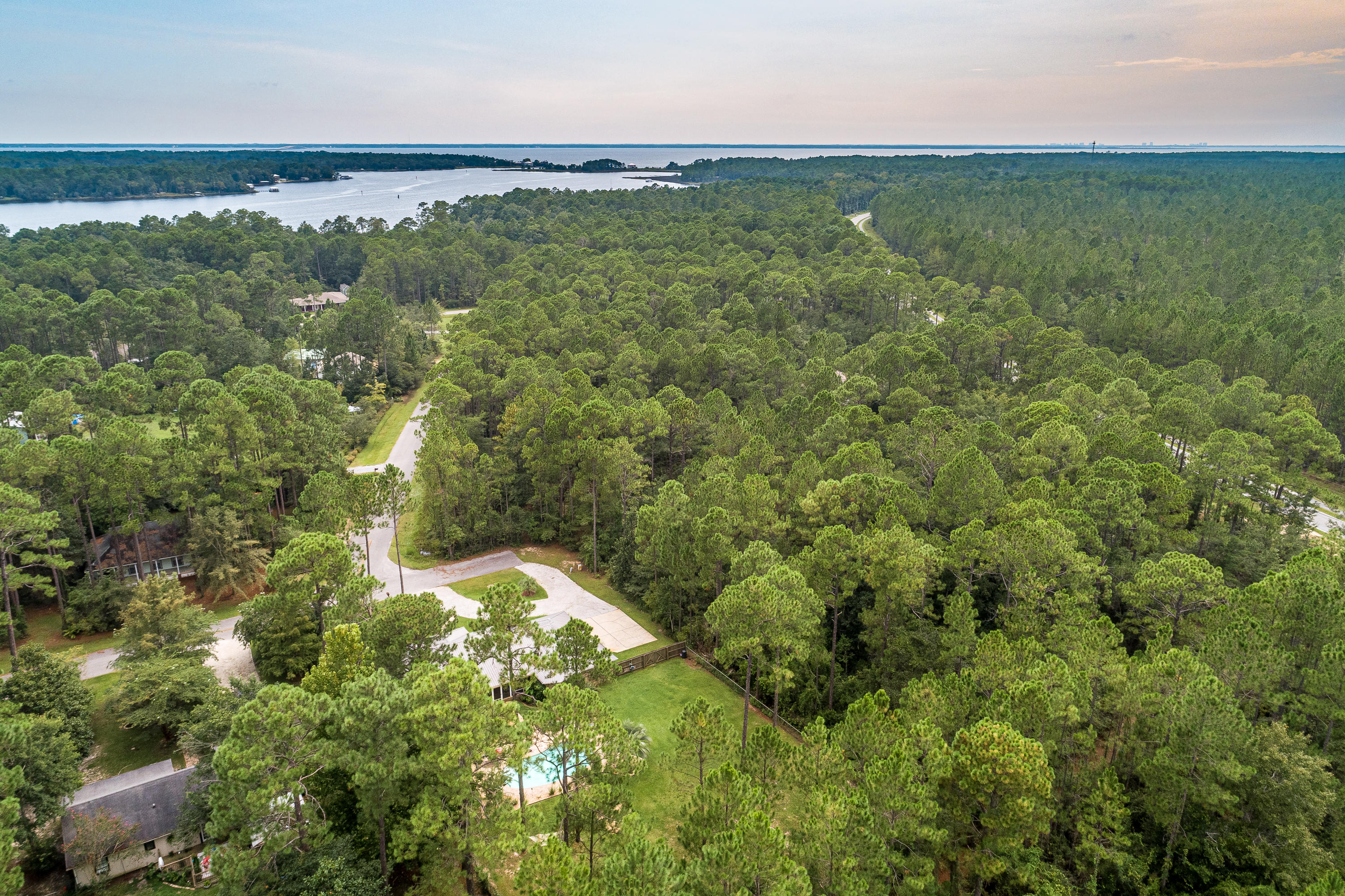 LAGRANGE SHORES - Land