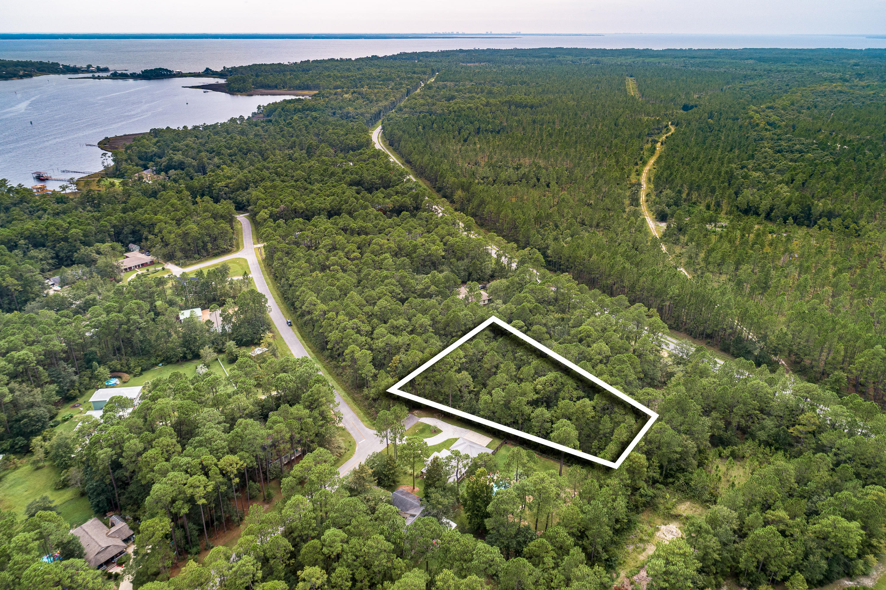 LAGRANGE SHORES - Land